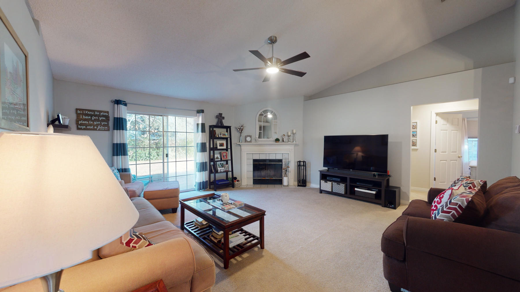 COUNTRY BREEZE ESTATES - Residential