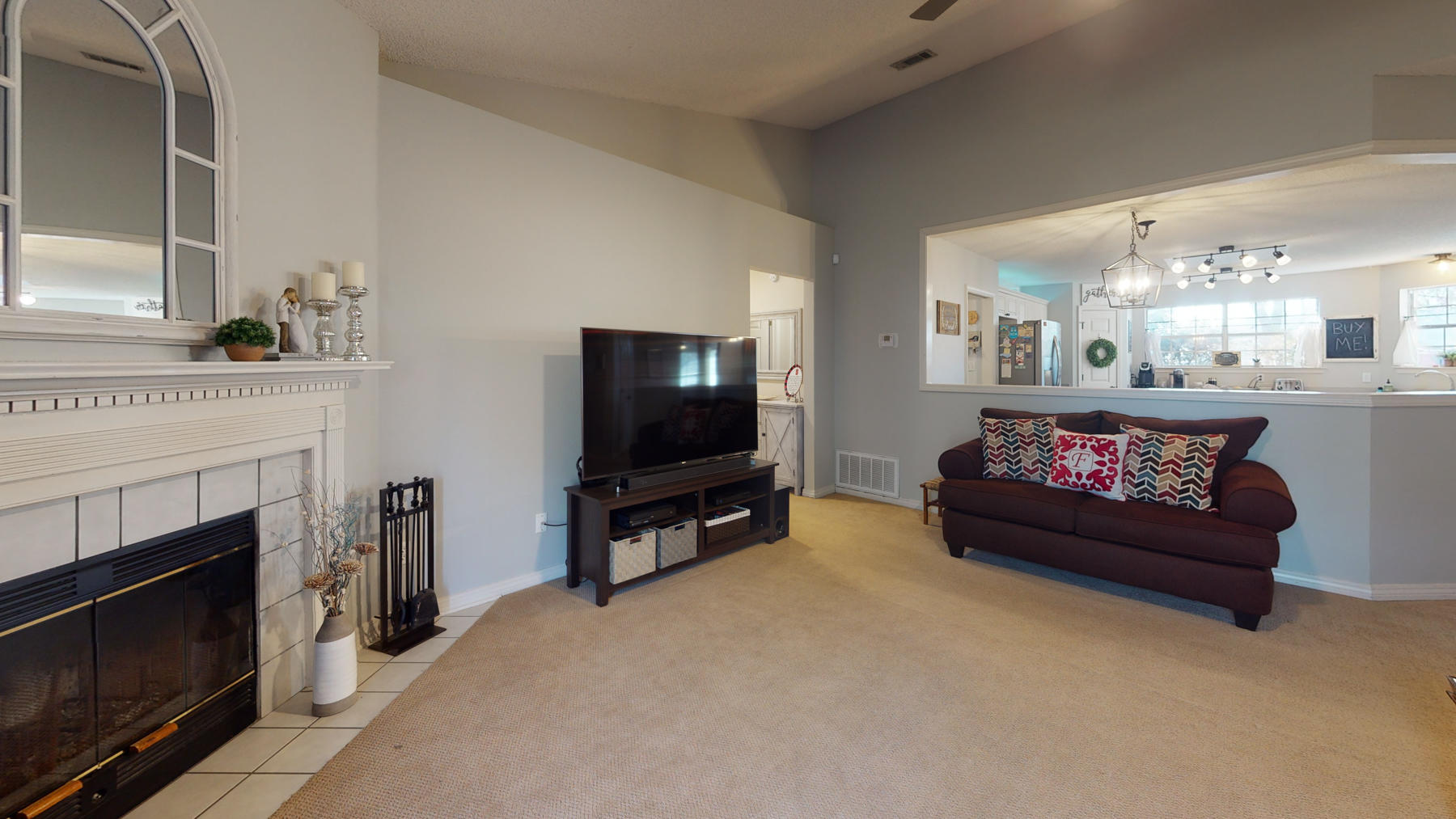 COUNTRY BREEZE ESTATES - Residential