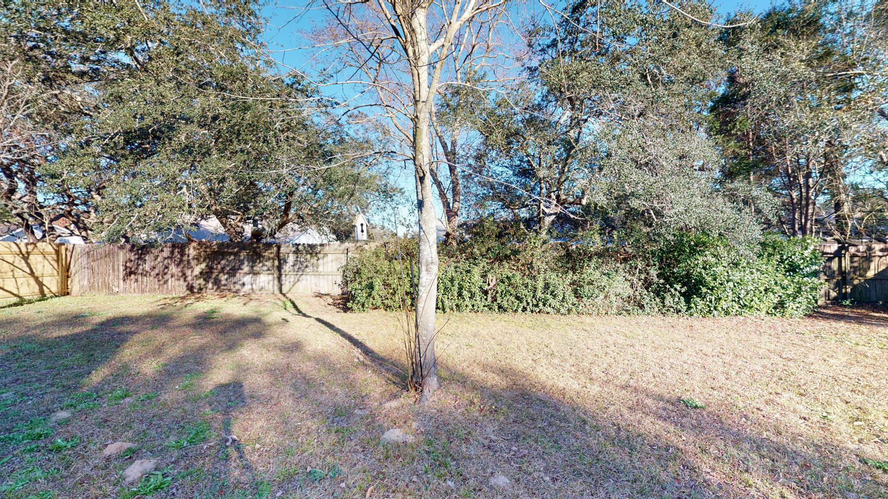 COUNTRY BREEZE ESTATES - Residential