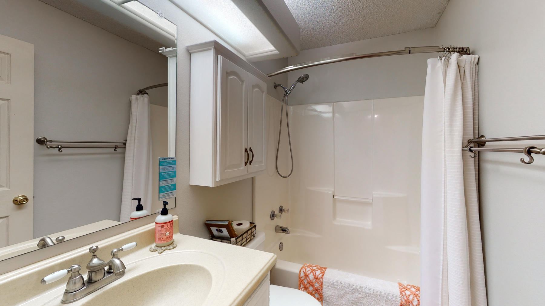 COUNTRY BREEZE ESTATES - Residential