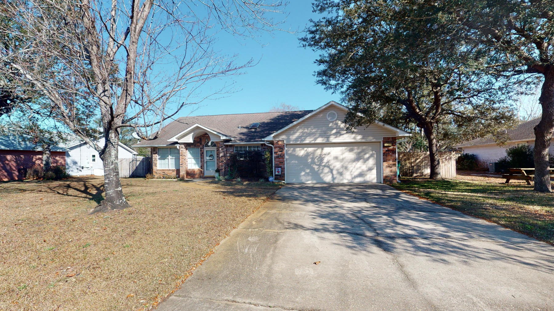 COUNTRY BREEZE ESTATES - Residential