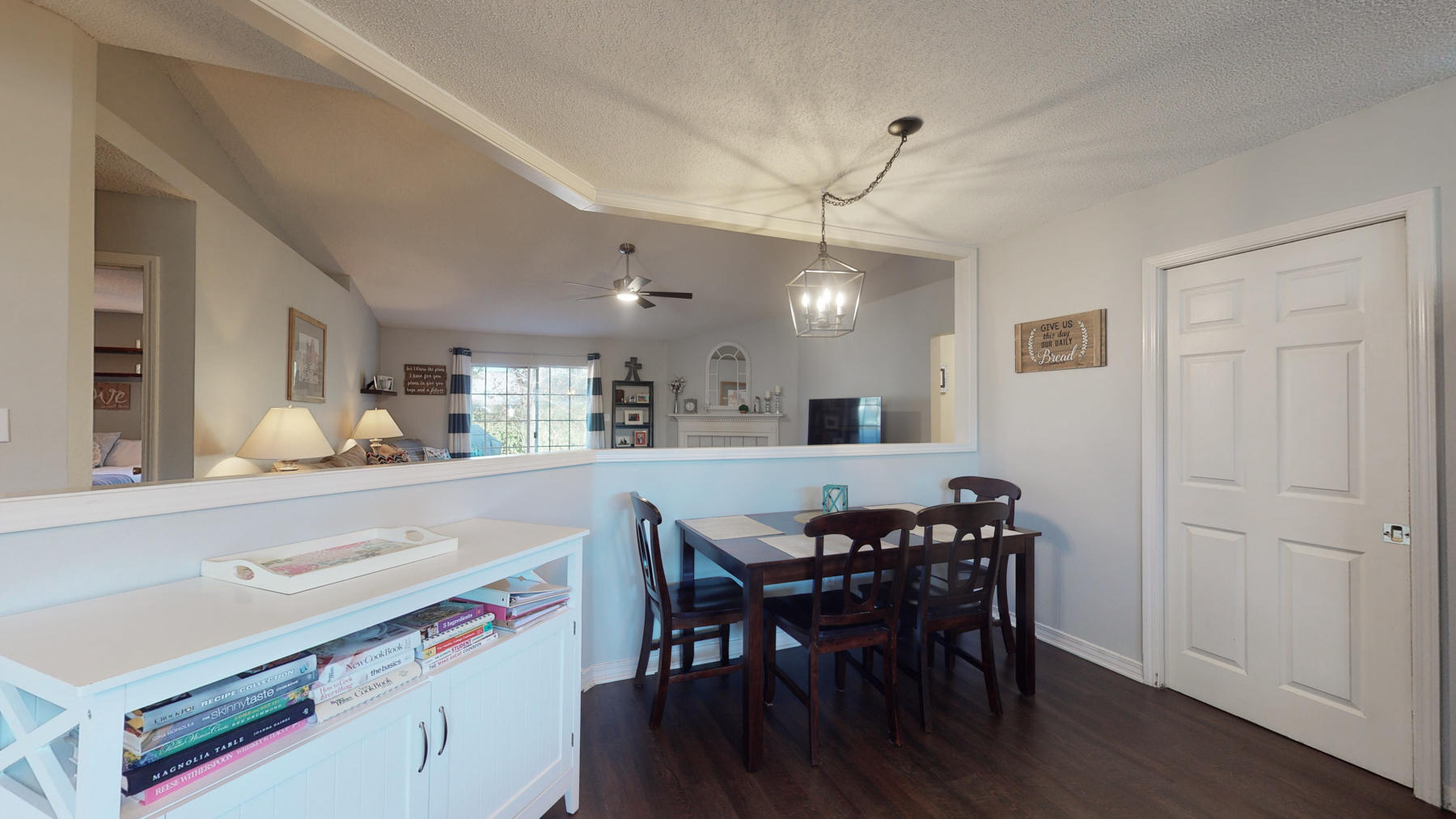 COUNTRY BREEZE ESTATES - Residential