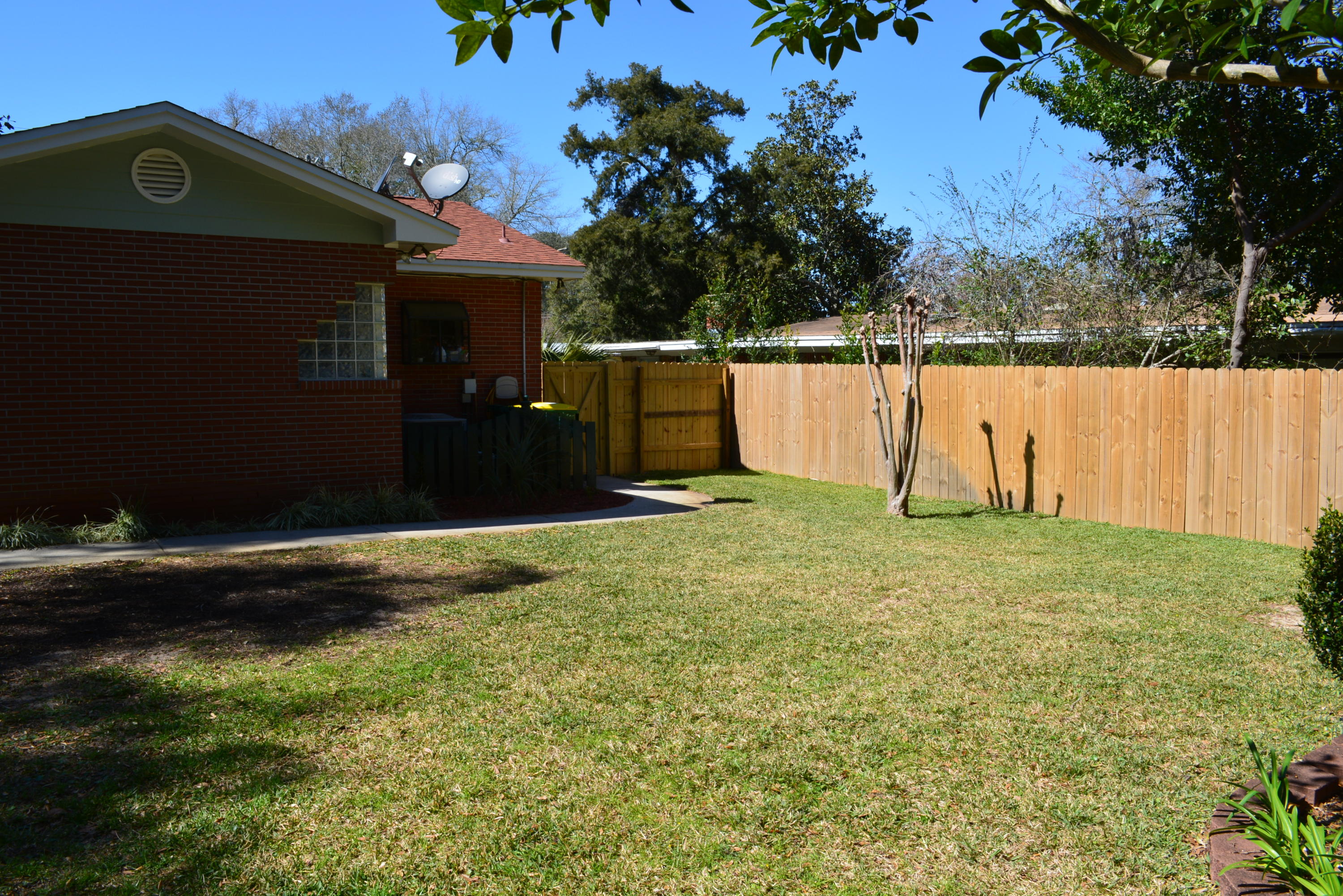 ROSEWOOD HOMES - Residential