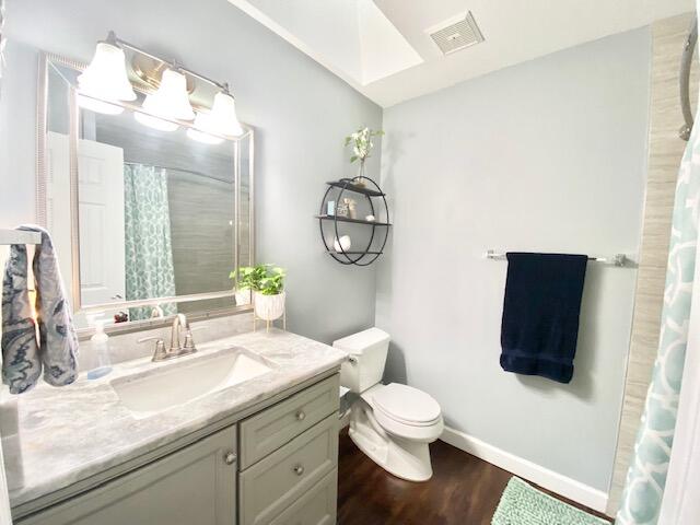 CARIBBEAN EAST - Residential Lease