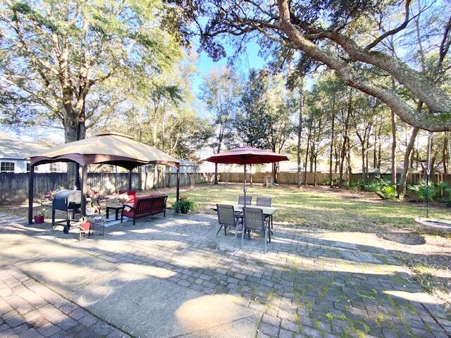 CARIBBEAN EAST - Residential Lease