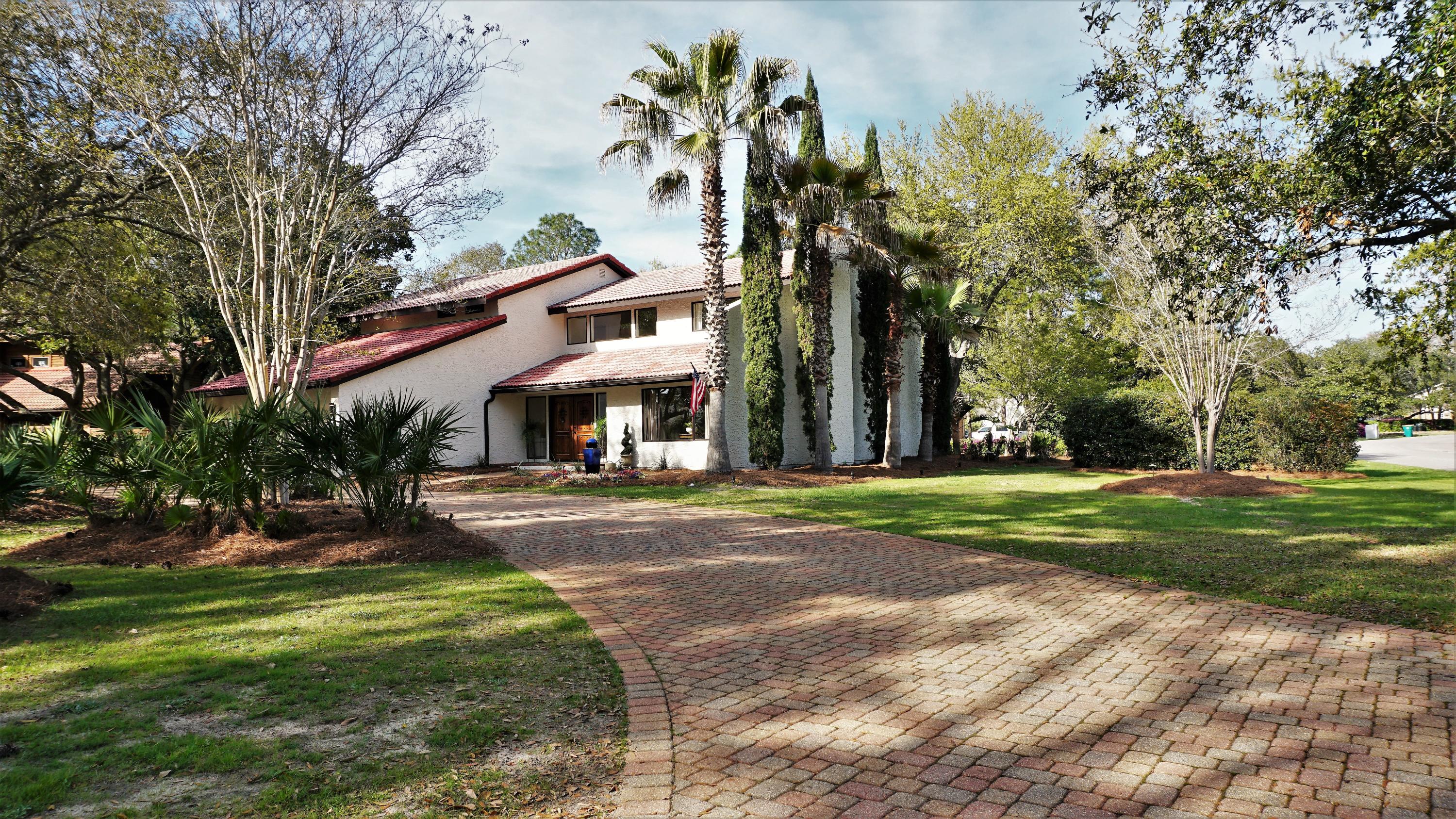 RAINTREE ESTATES - Residential