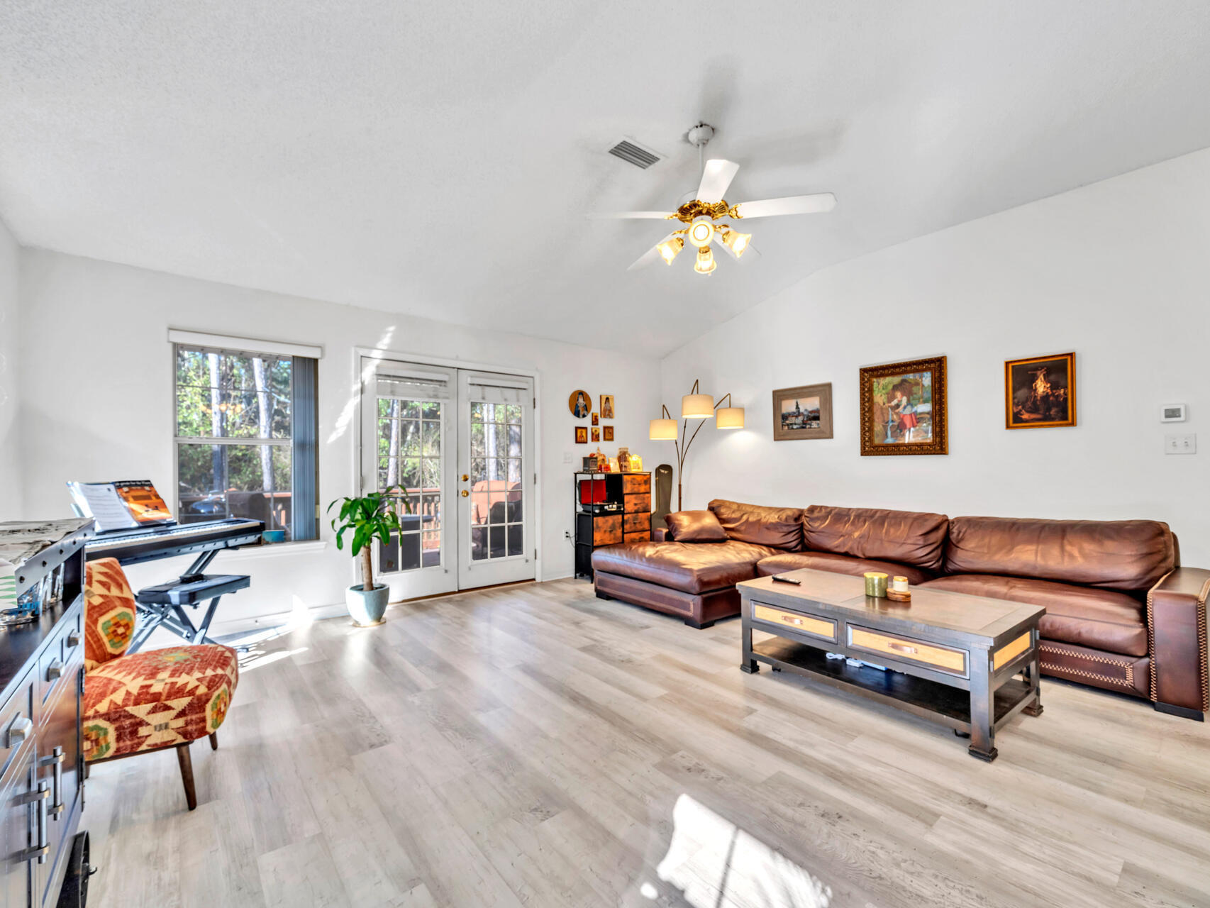MARSH HARBOR - Residential Lease