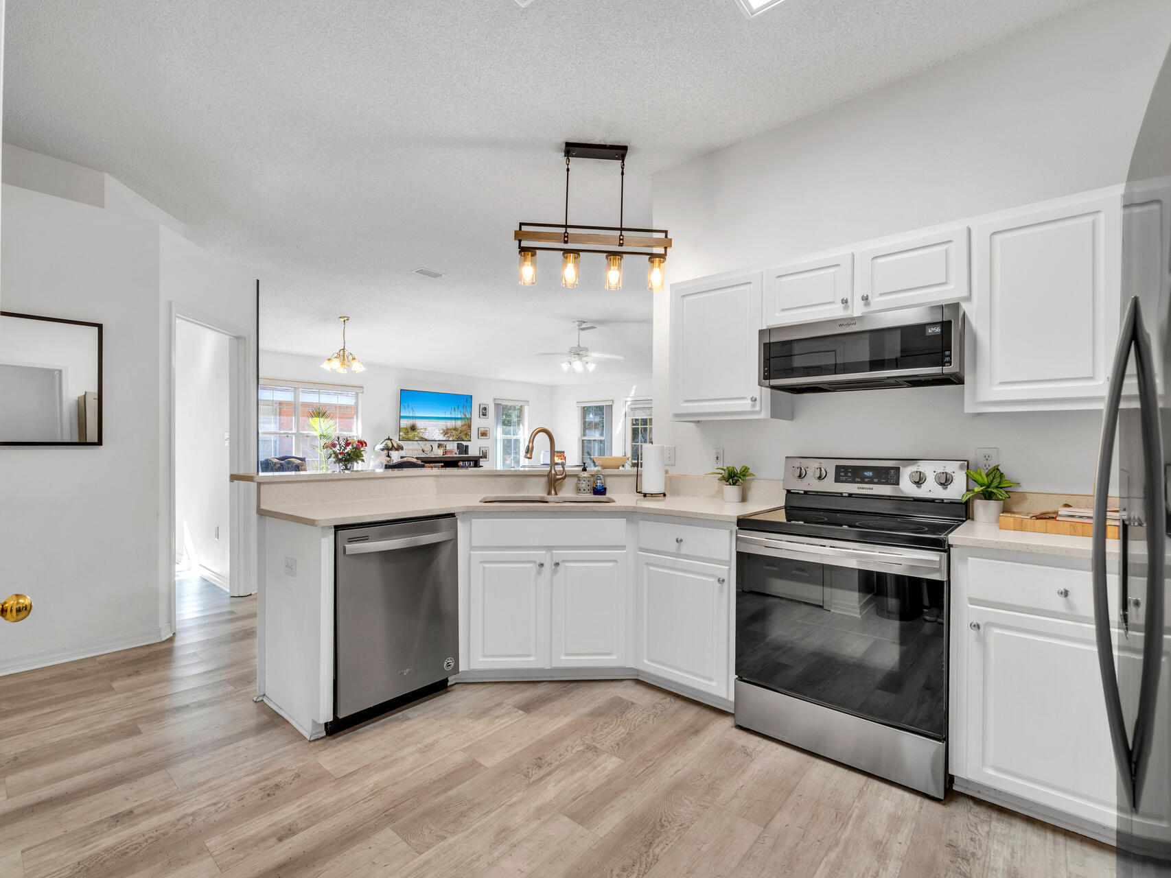 MARSH HARBOR - Residential Lease