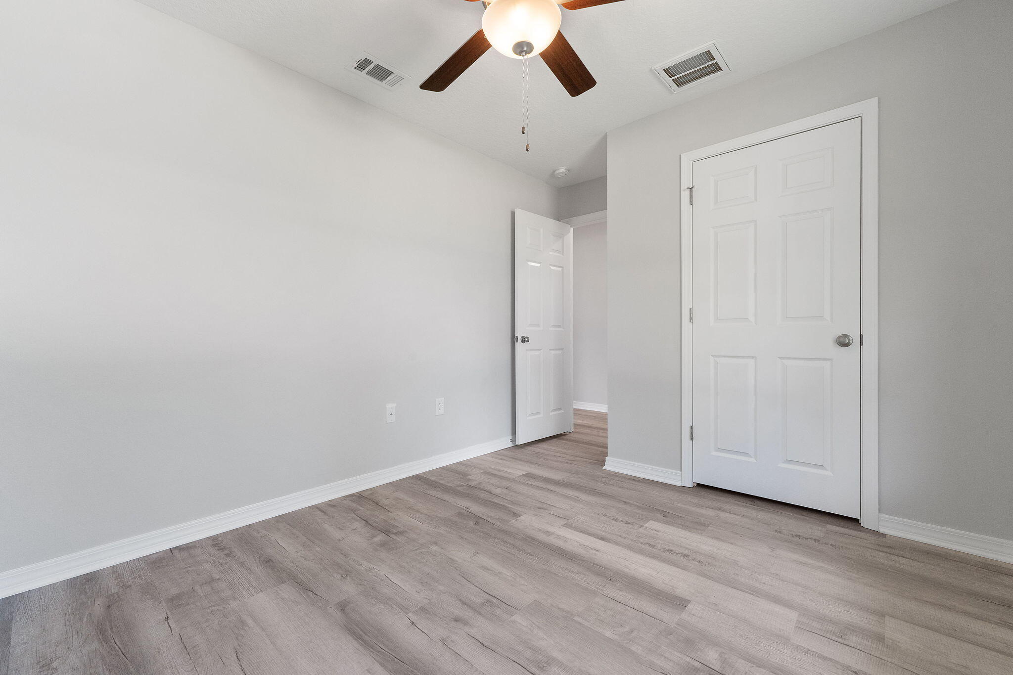 AVALON BEACH - Residential