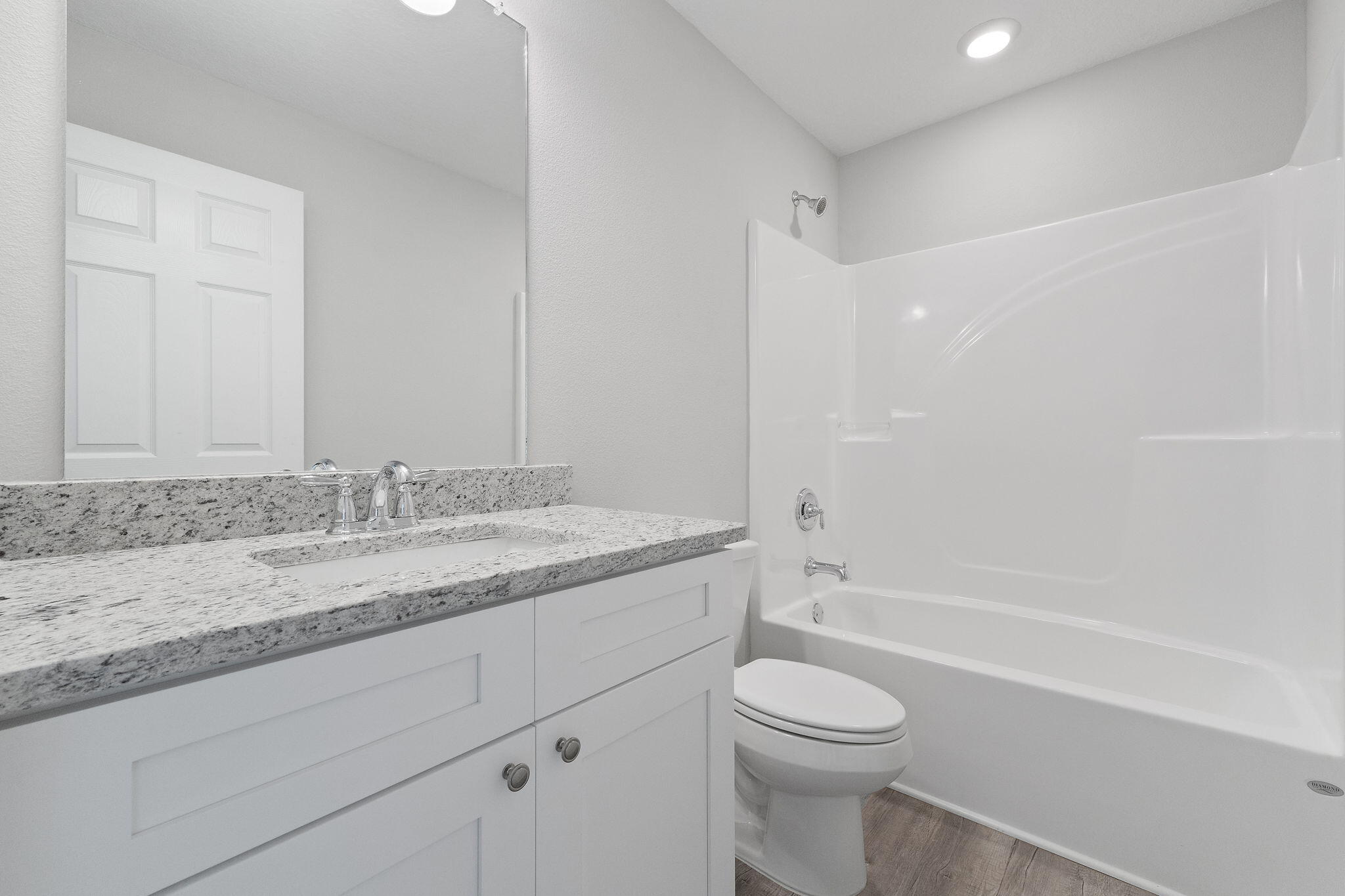 AVALON BEACH - Residential