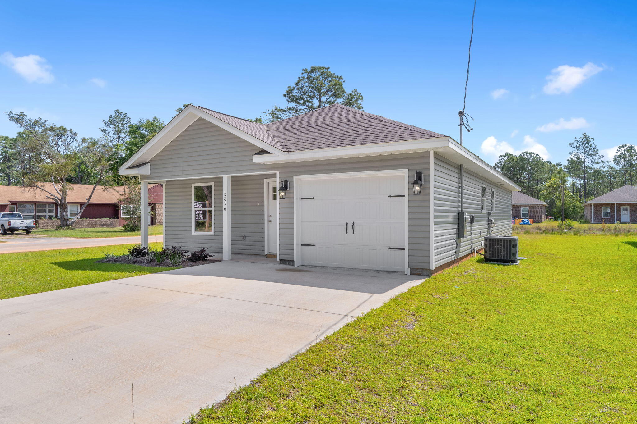 AVALON BEACH - Residential