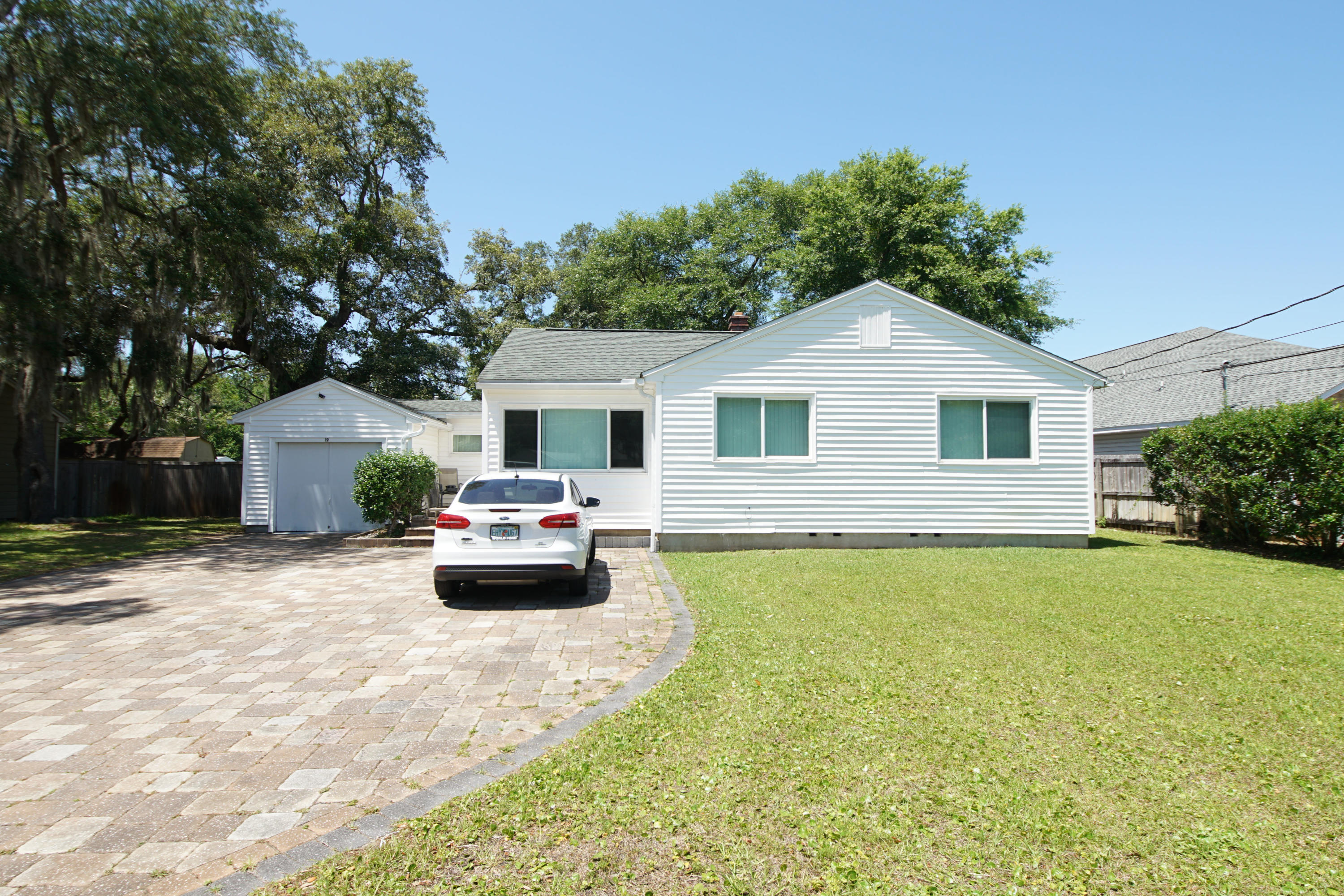 SHALIMAR - Residential