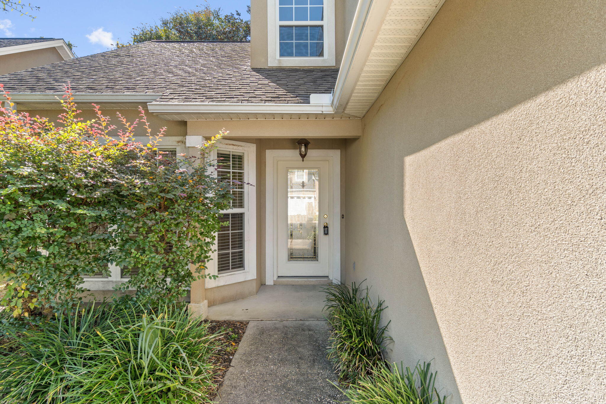 SUMMER PLACE - Residential Lease