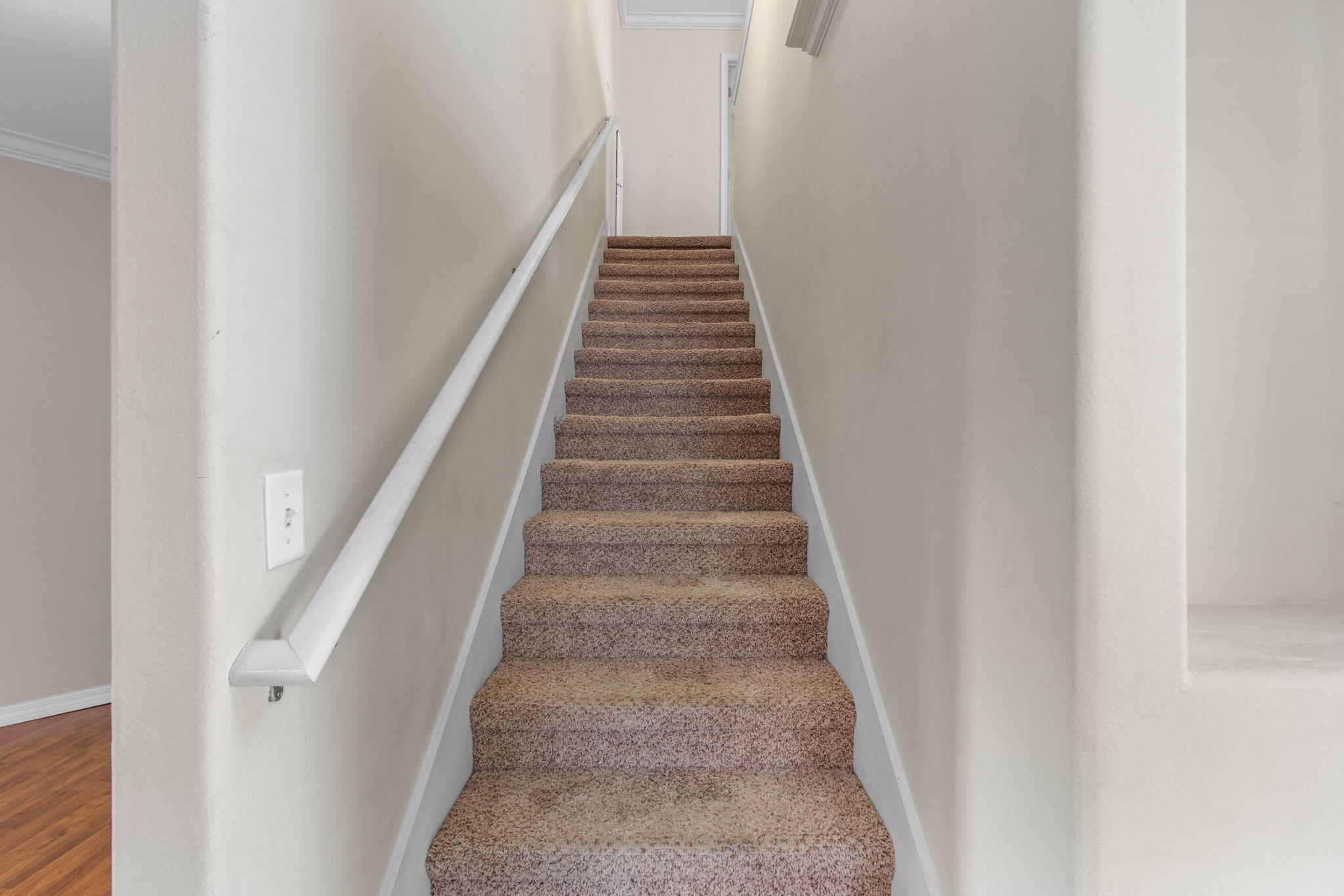 SUMMER PLACE - Residential Lease