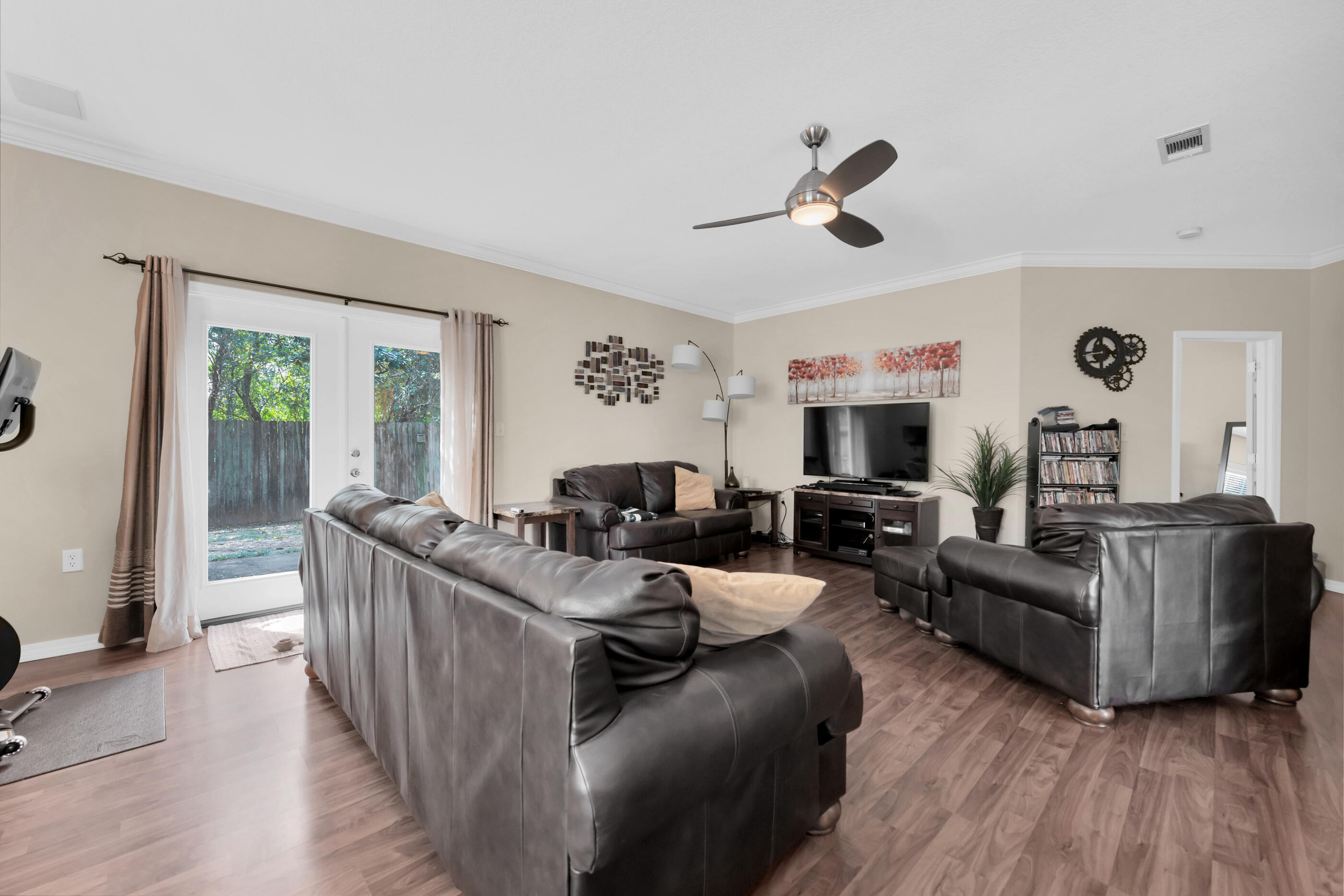 SUMMER PLACE - Residential Lease