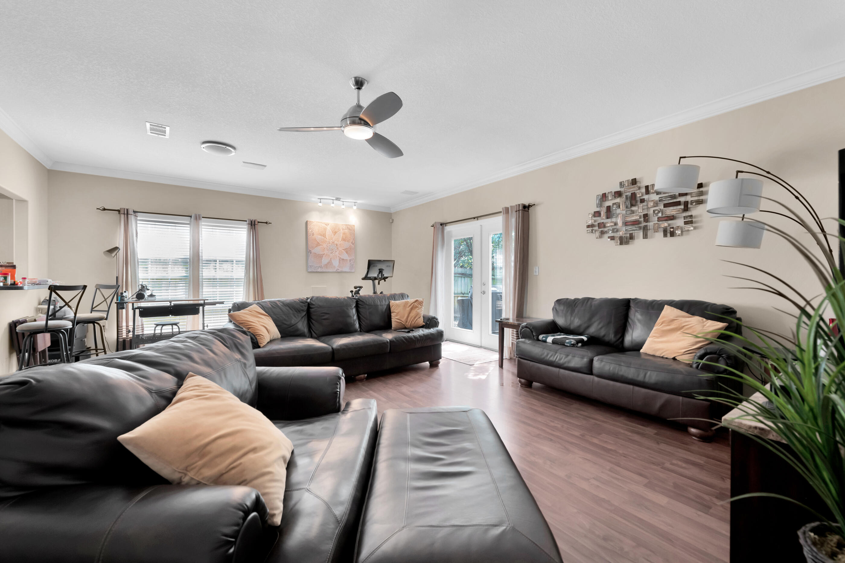 SUMMER PLACE - Residential Lease