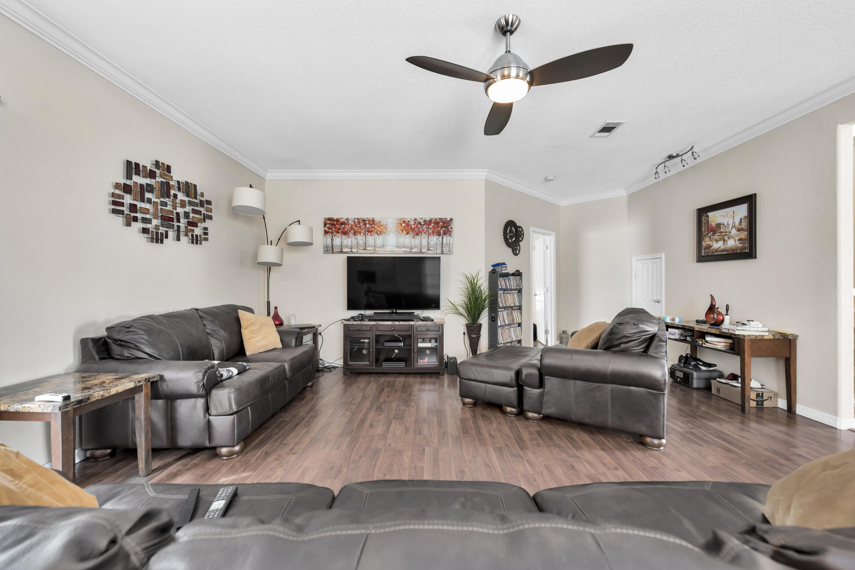 SUMMER PLACE - Residential Lease