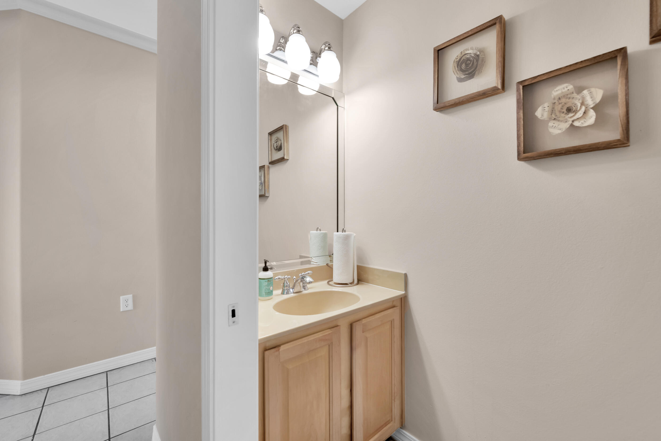 SUMMER PLACE - Residential Lease