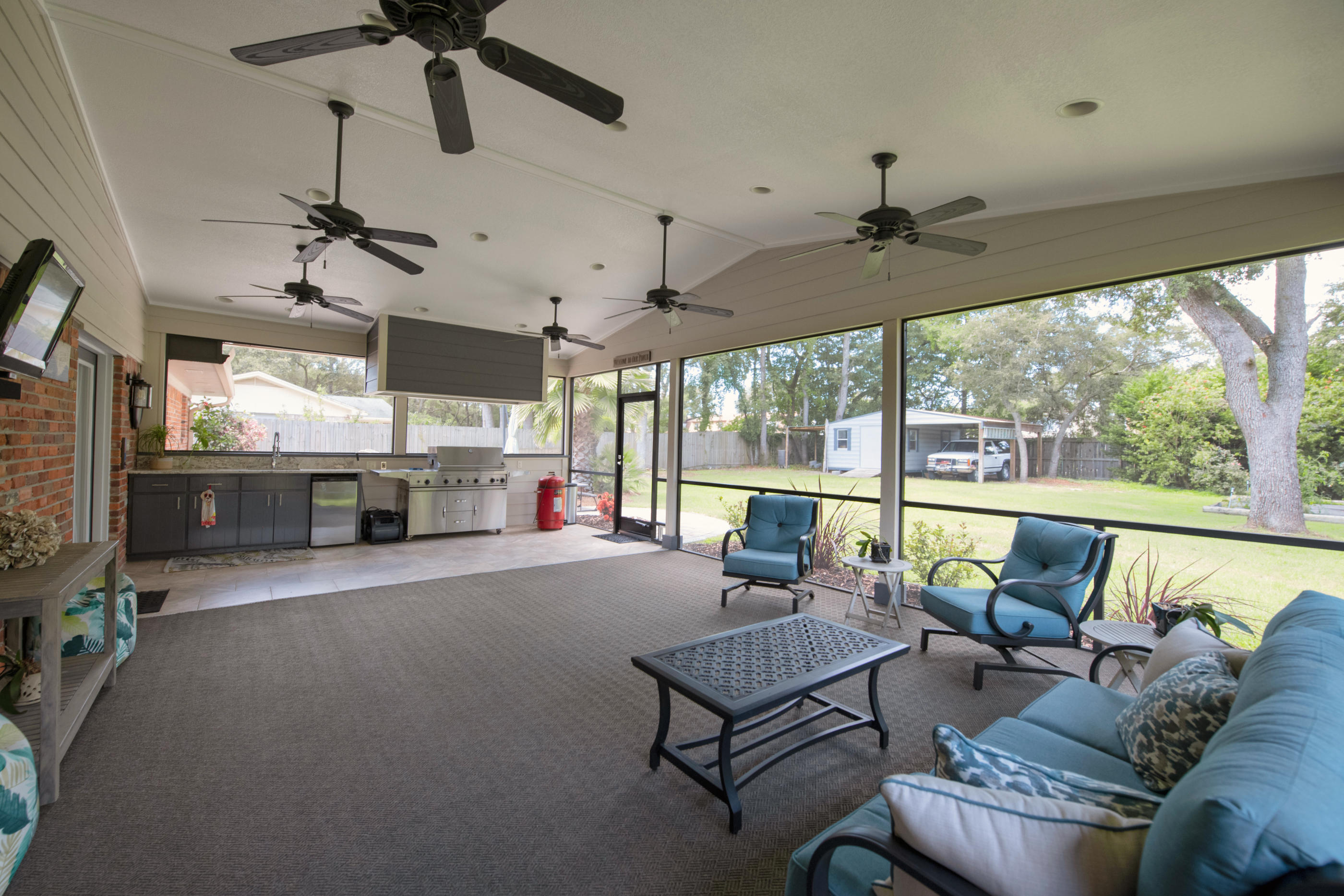 LAKE LORRAINE ESTATES 1 - Residential