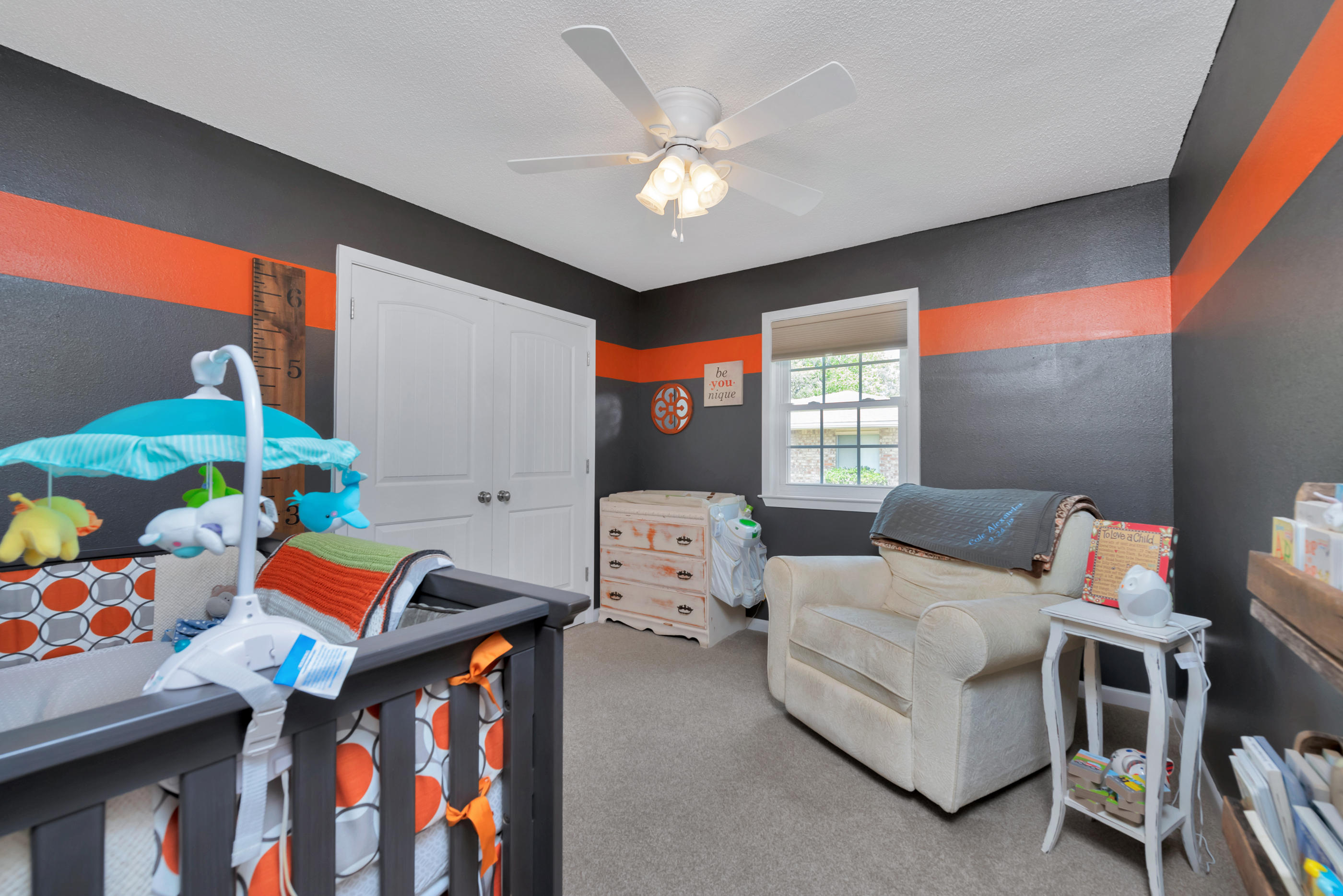 LAKE LORRAINE ESTATES 1 - Residential