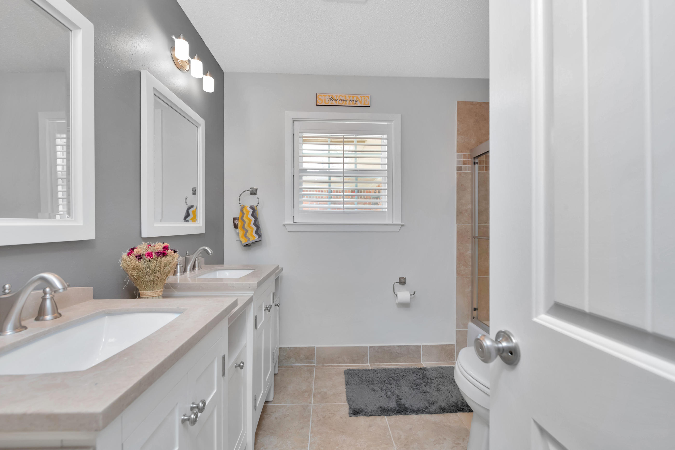 LAKE LORRAINE ESTATES 1 - Residential