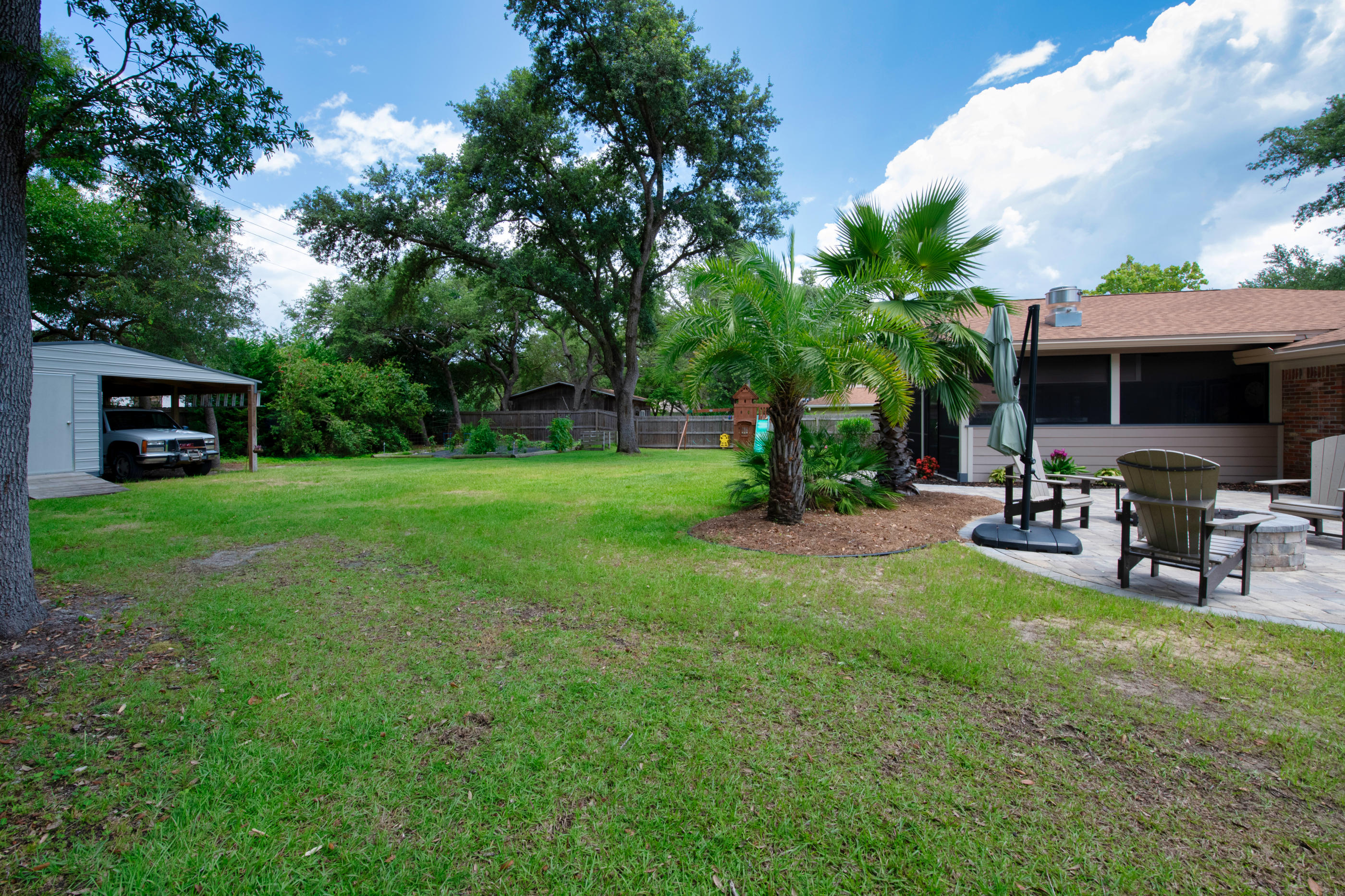 LAKE LORRAINE ESTATES 1 - Residential