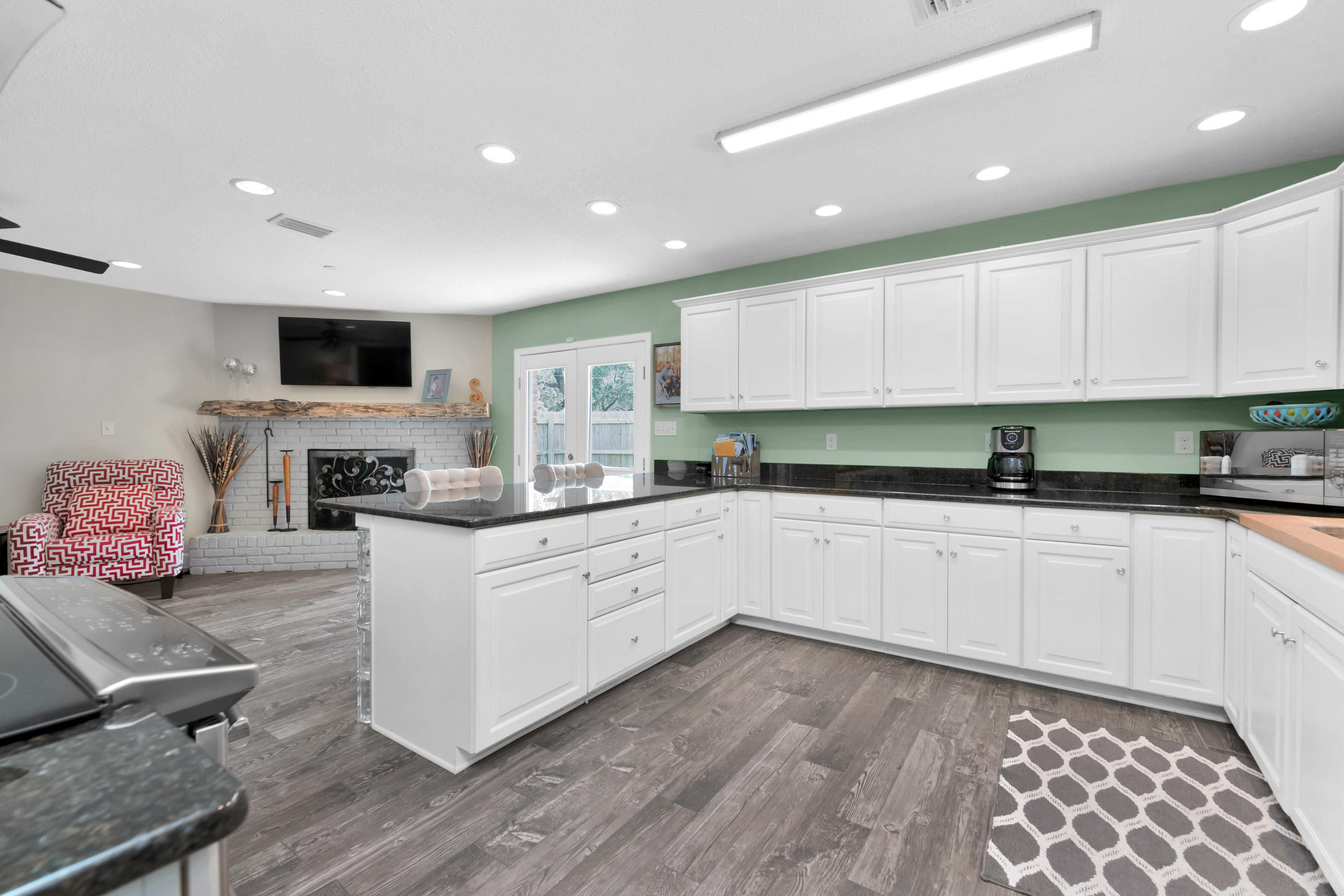 LAKE LORRAINE ESTATES 1 - Residential