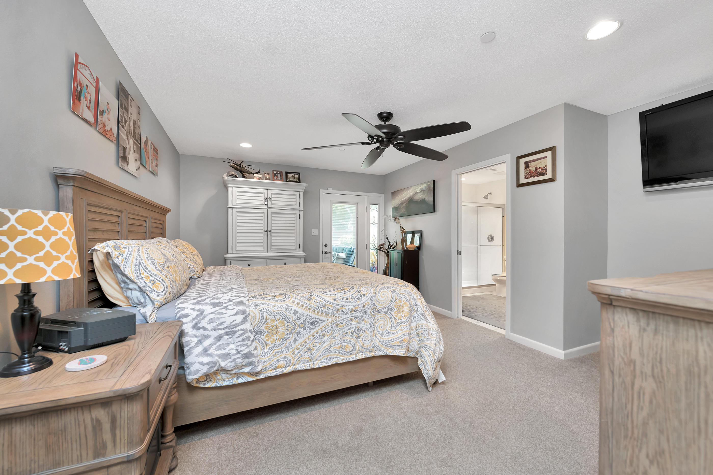 LAKE LORRAINE ESTATES 1 - Residential