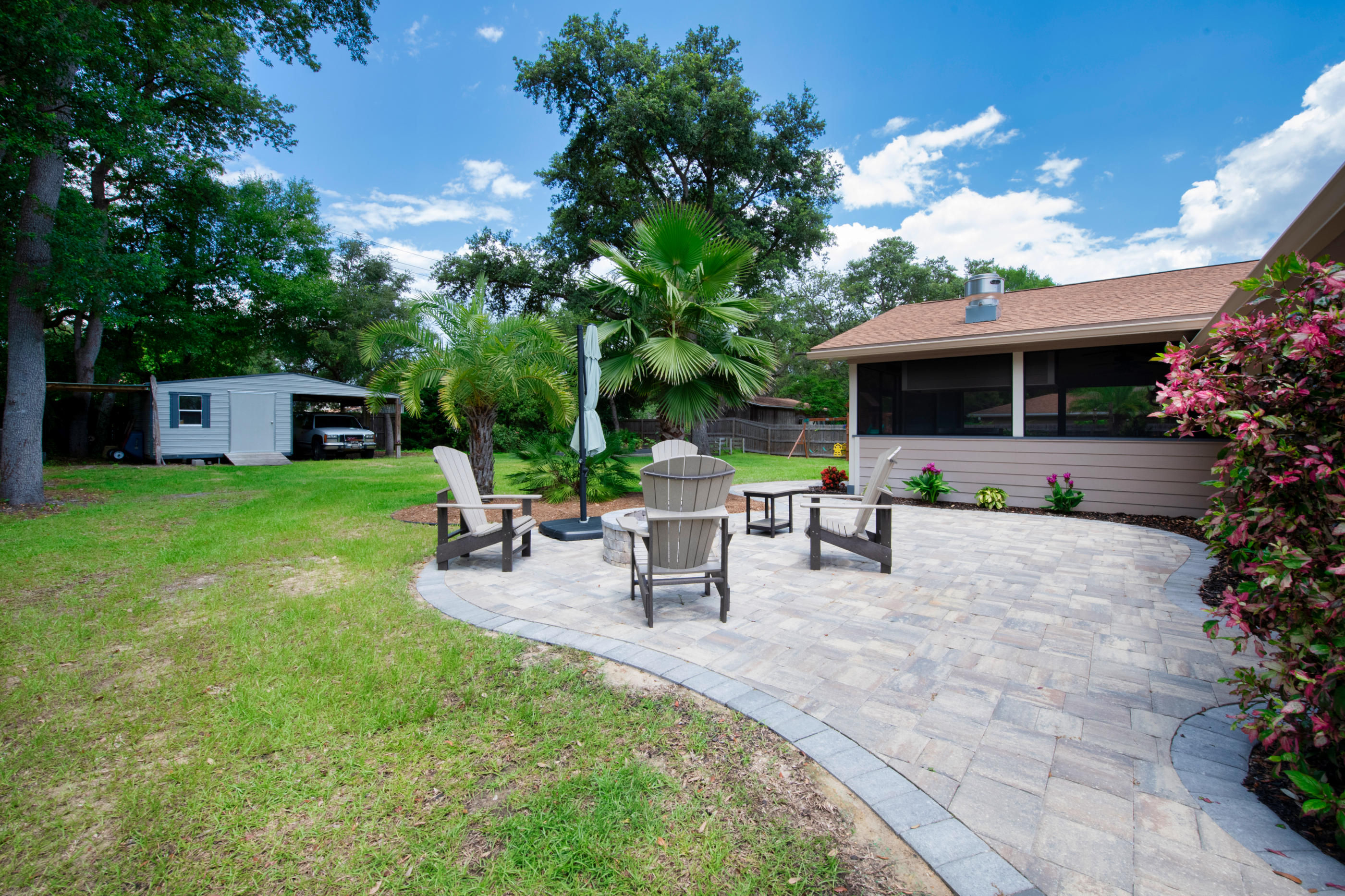 LAKE LORRAINE ESTATES 1 - Residential