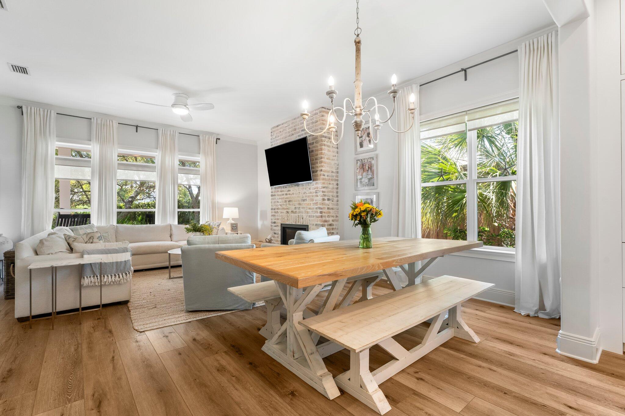 SEABREEZE 3RD ADDN - Residential