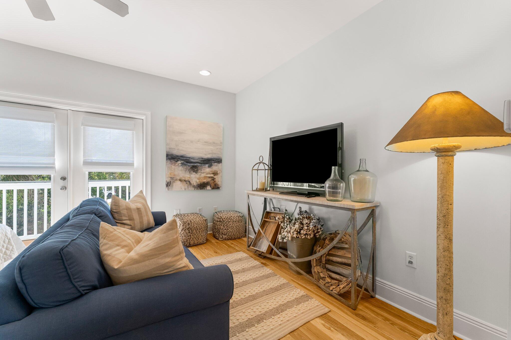 SEABREEZE 3RD ADDN - Residential