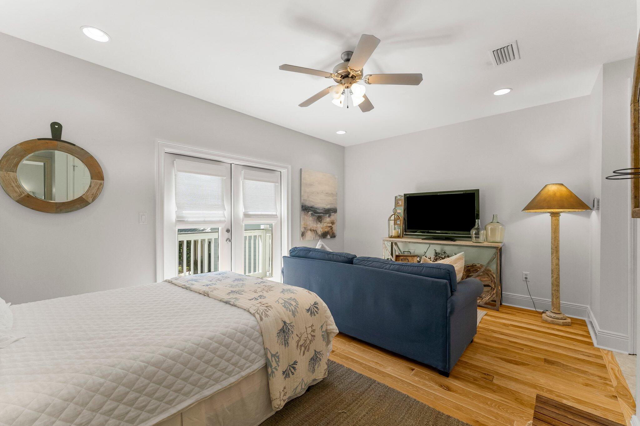 SEABREEZE 3RD ADDN - Residential