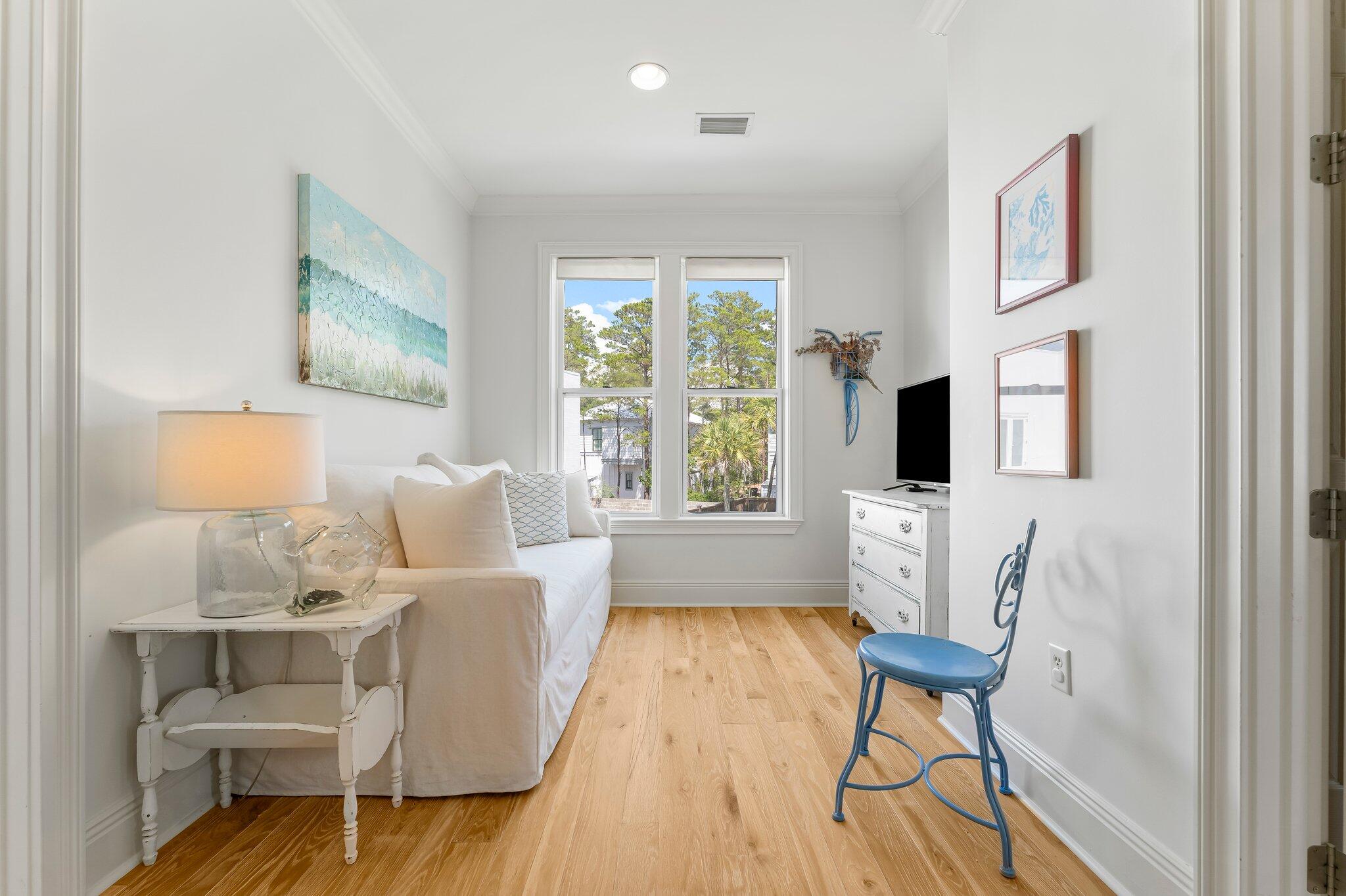 SEABREEZE 3RD ADDN - Residential