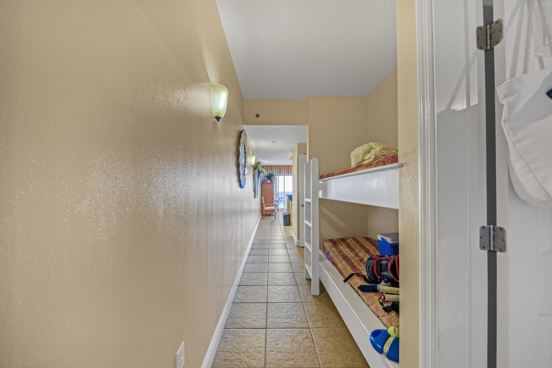 ARIEL DUNES I - Residential