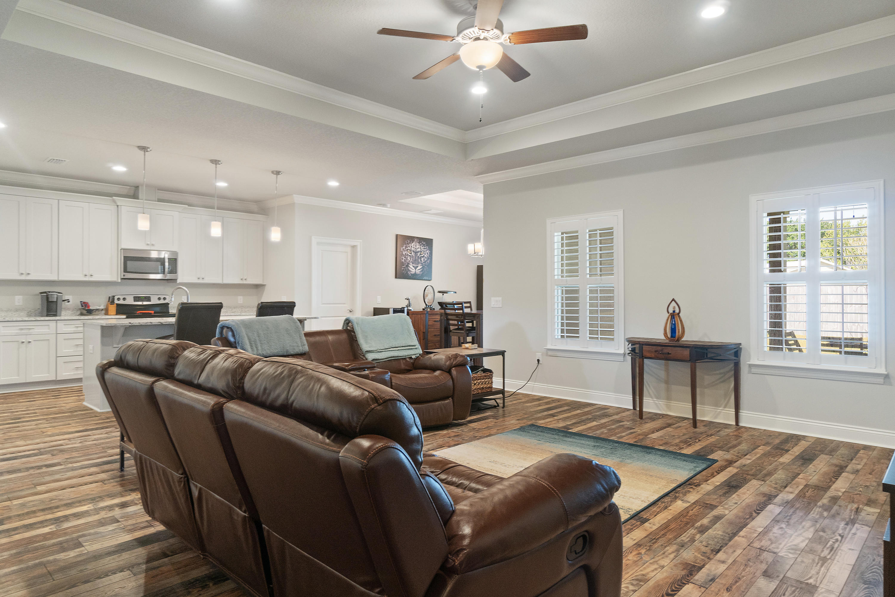 SANDALWOOD - Residential