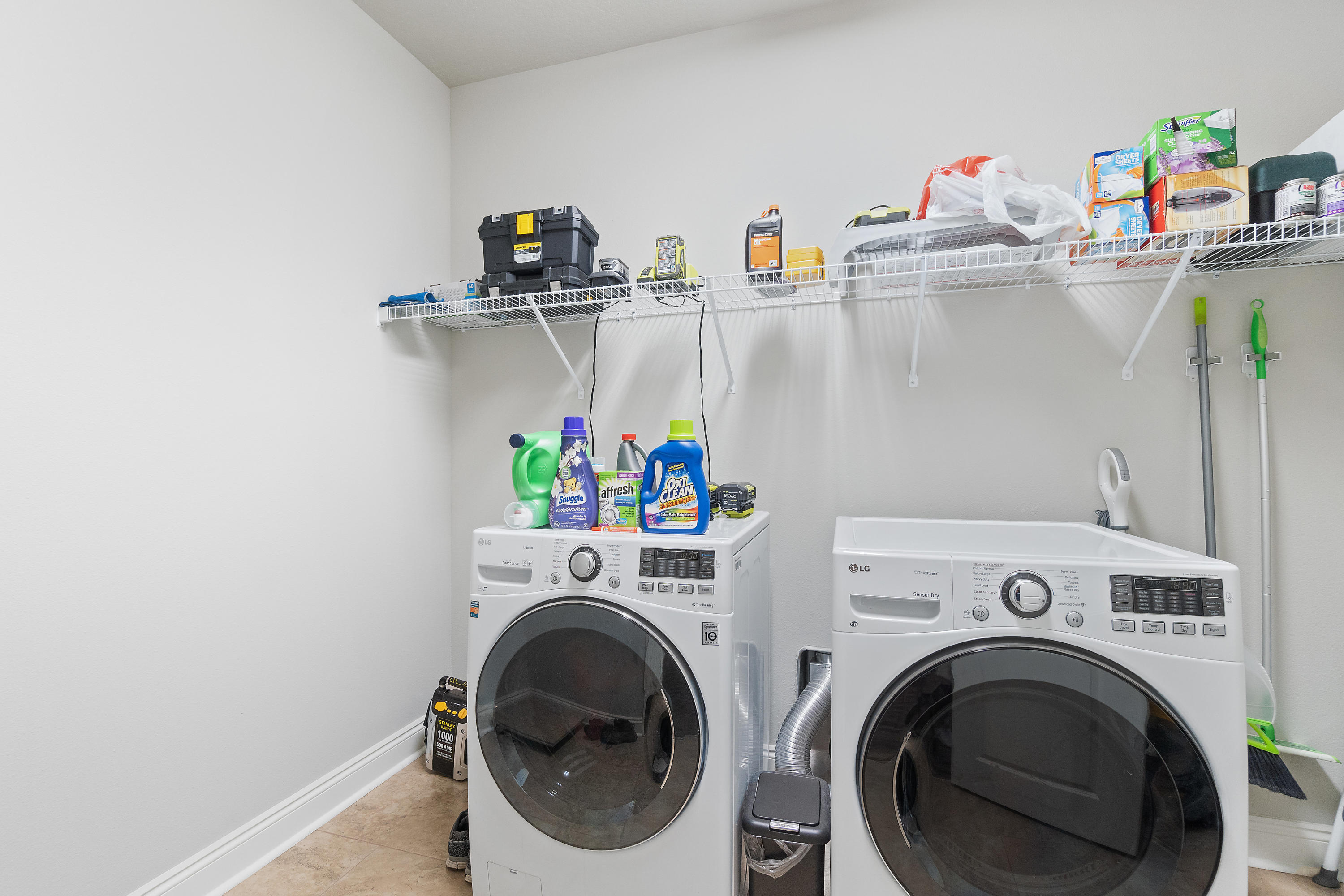 SANDALWOOD - Residential