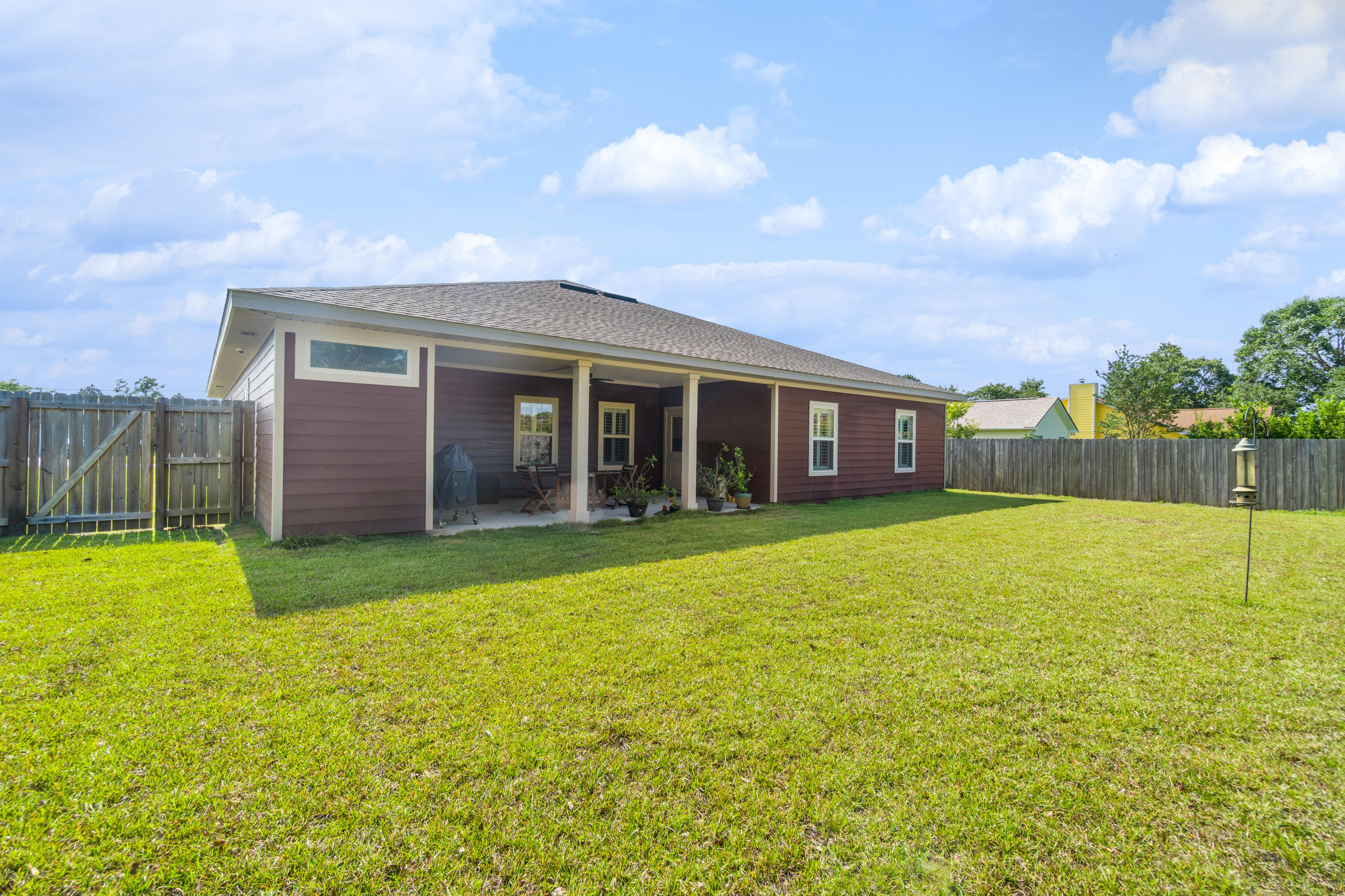 SANDALWOOD - Residential