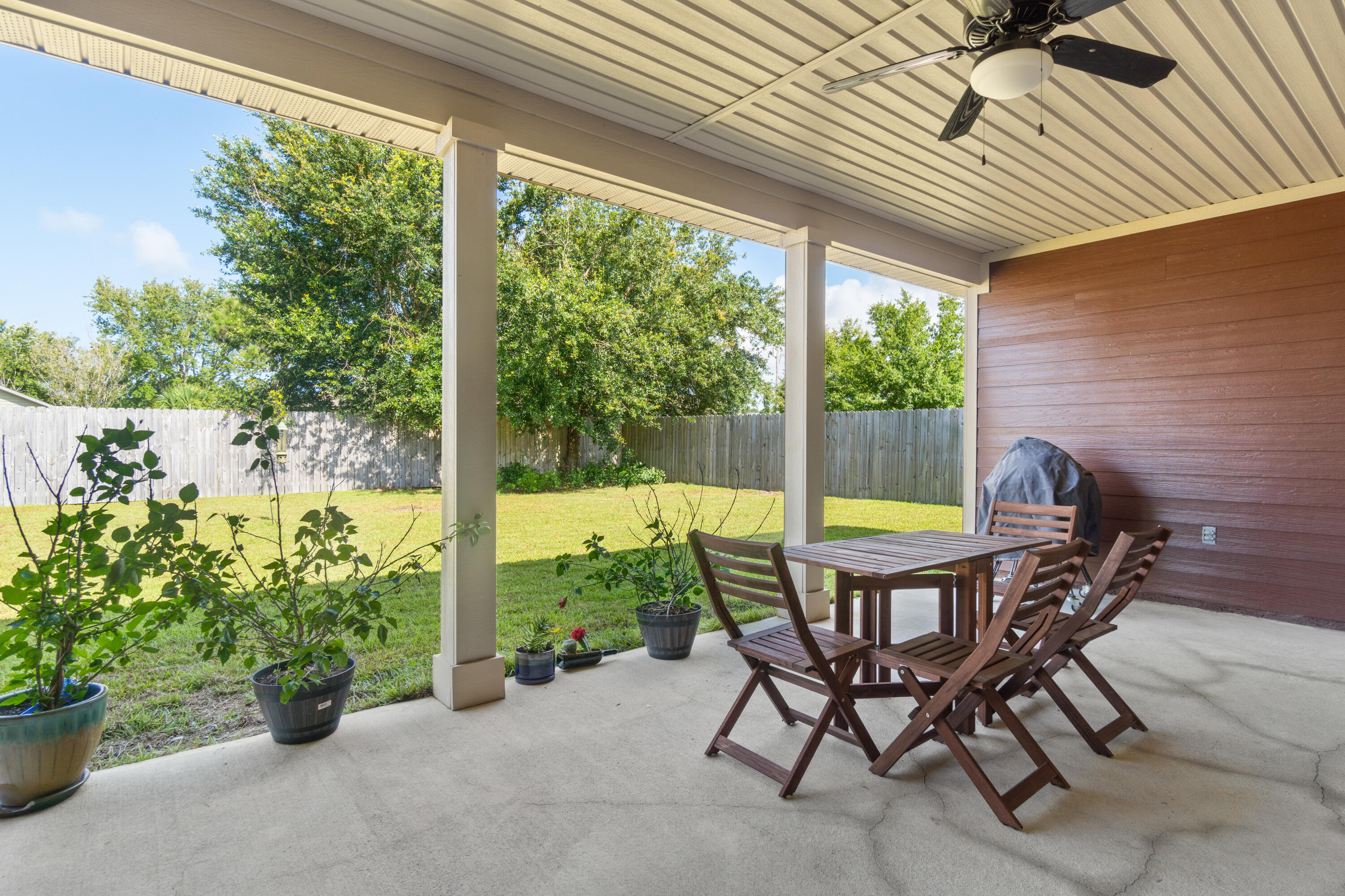 SANDALWOOD - Residential