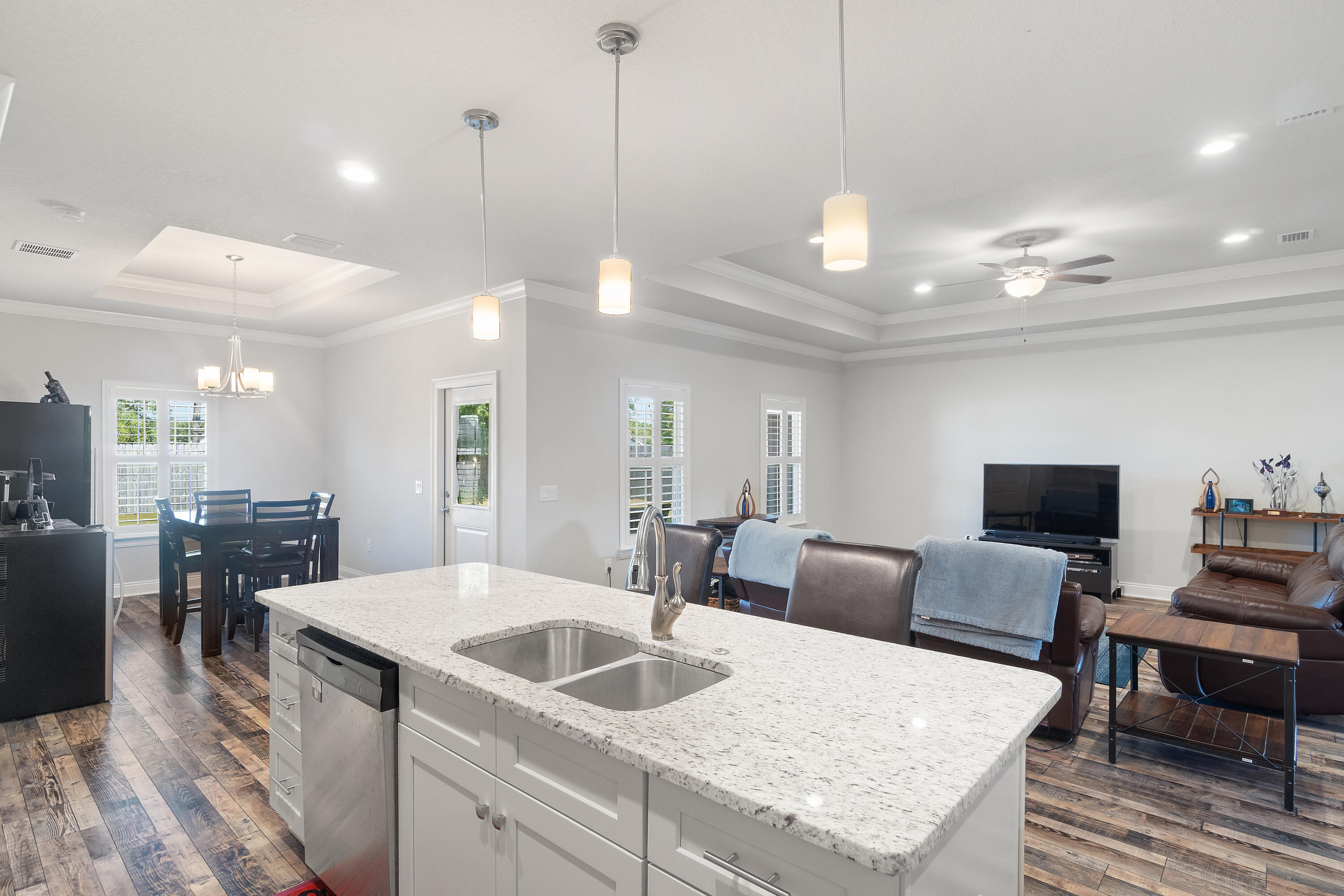 SANDALWOOD - Residential