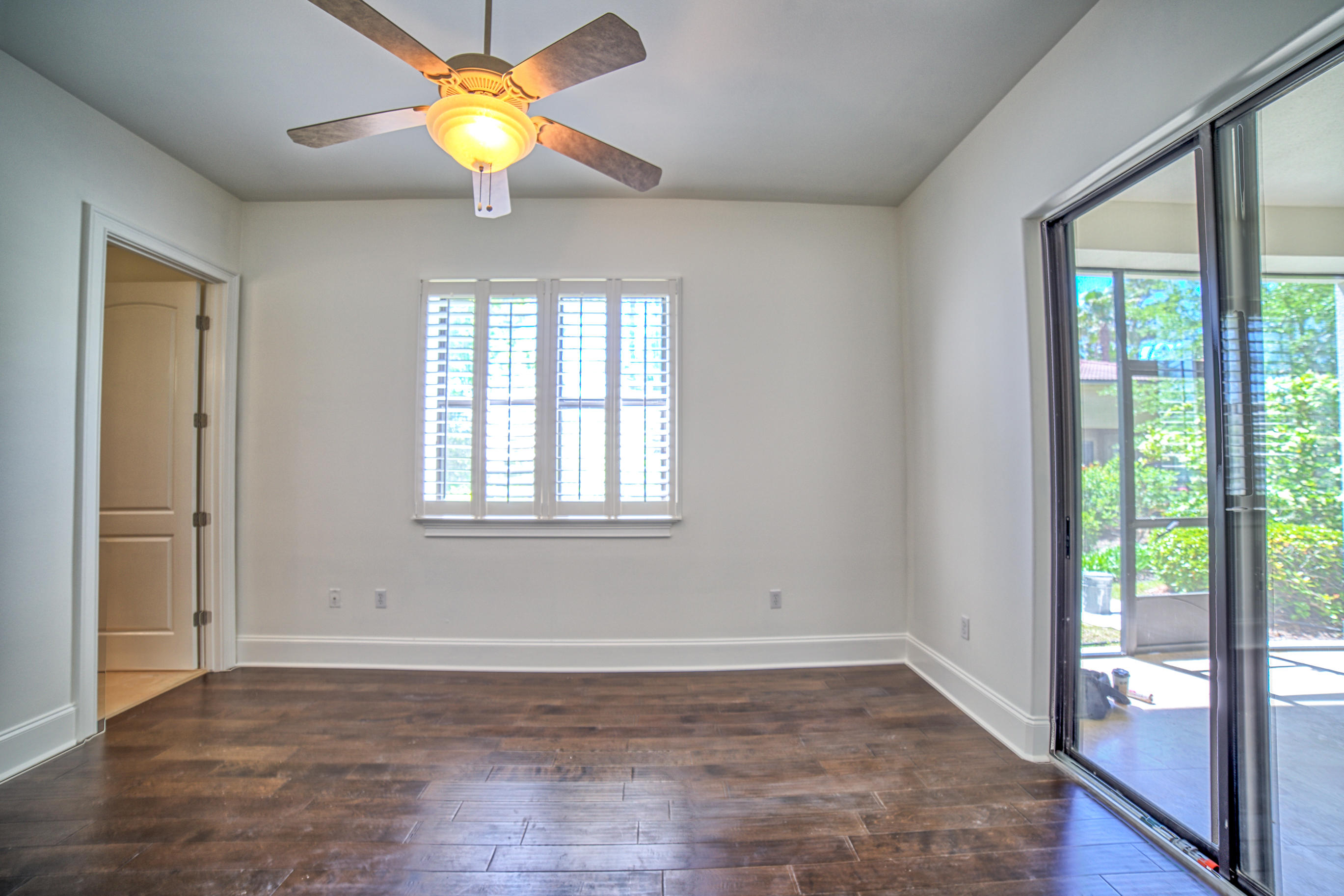 BURNT PINE - Residential