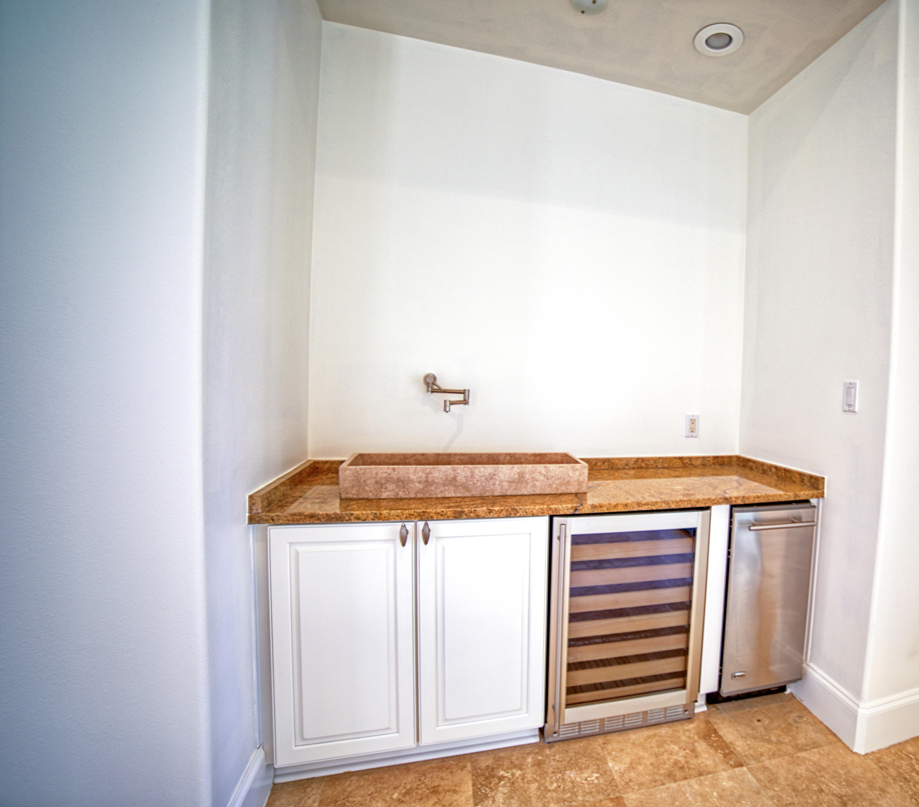 BURNT PINE - Residential