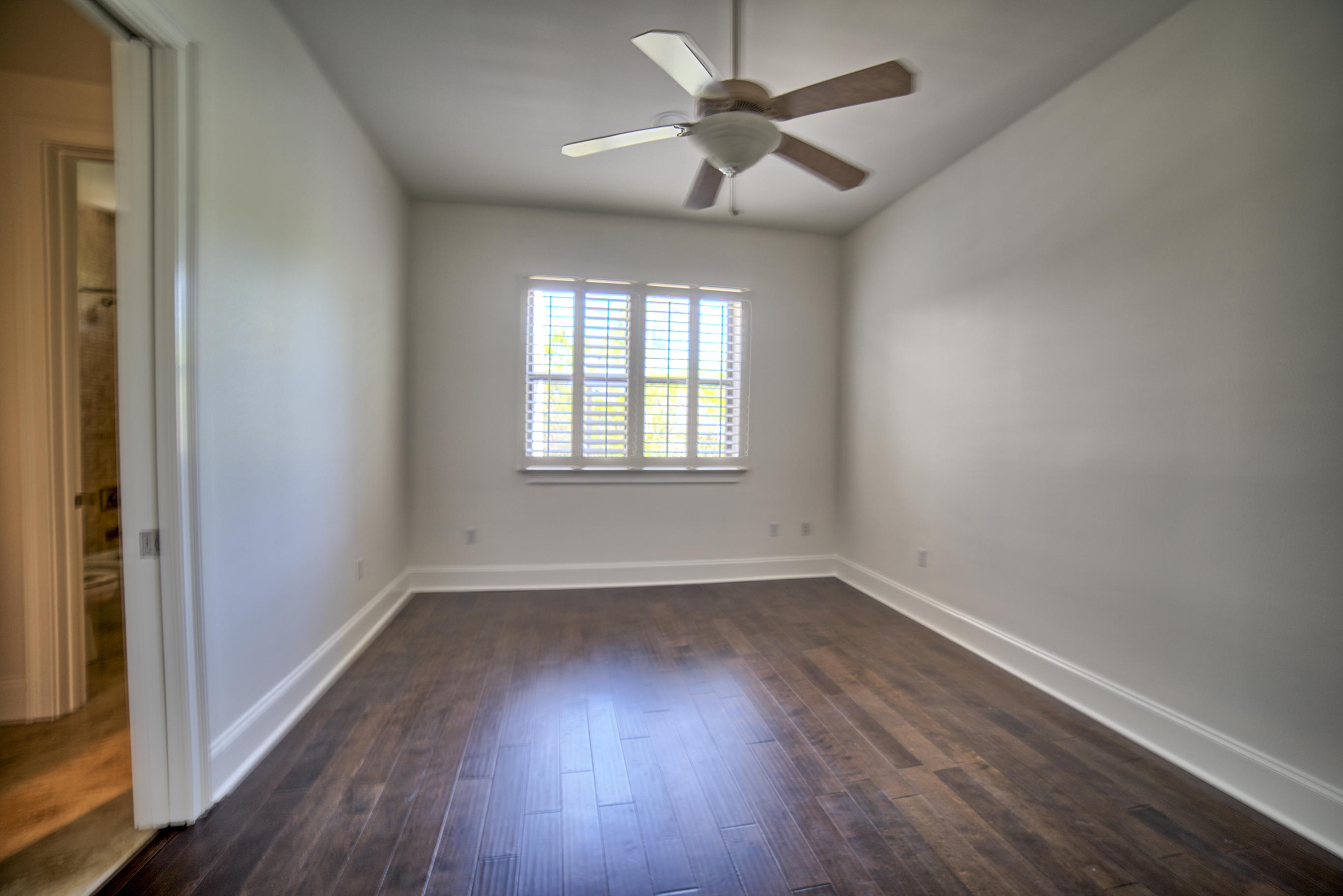 BURNT PINE - Residential