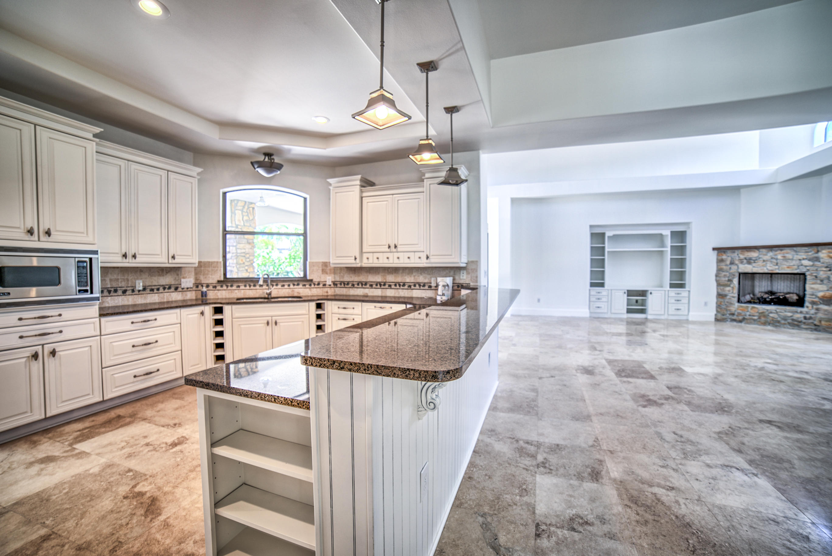 BURNT PINE - Residential