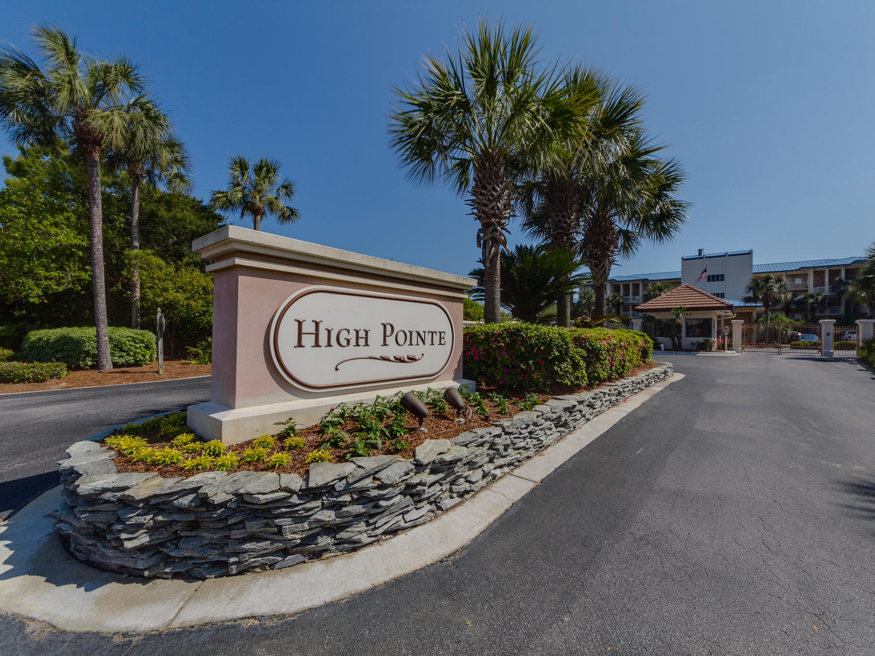 HIGH POINTE RESORT CONDO - Residential
