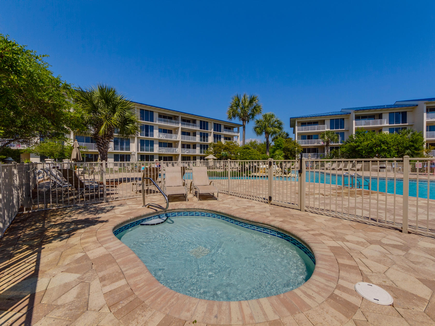 HIGH POINTE RESORT CONDO - Residential