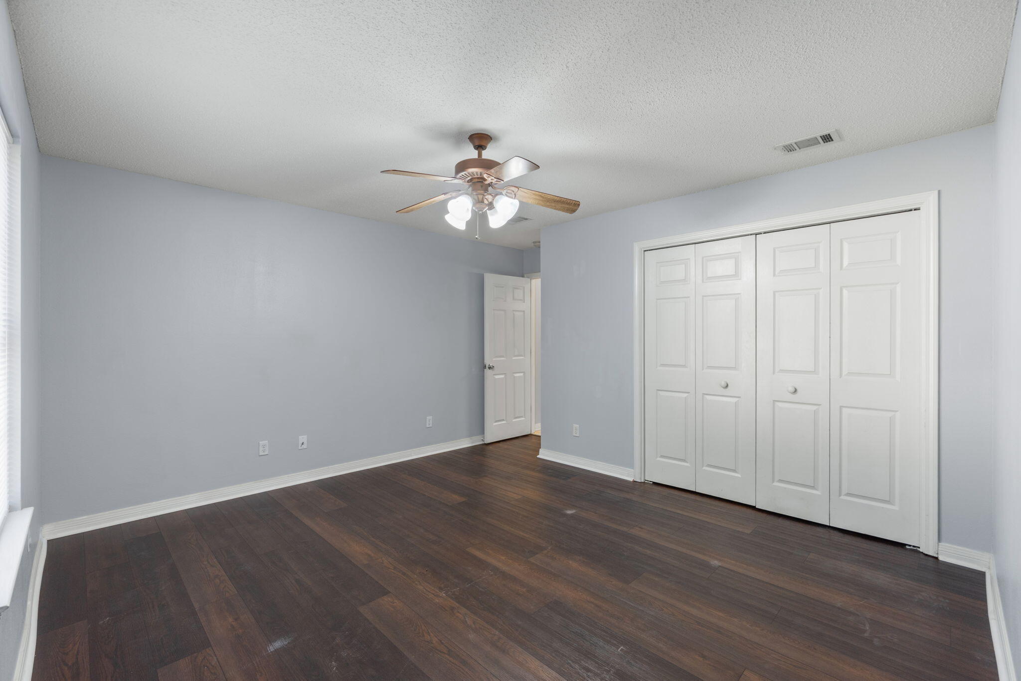 WOODLAWN HEIGHTS - Residential Lease