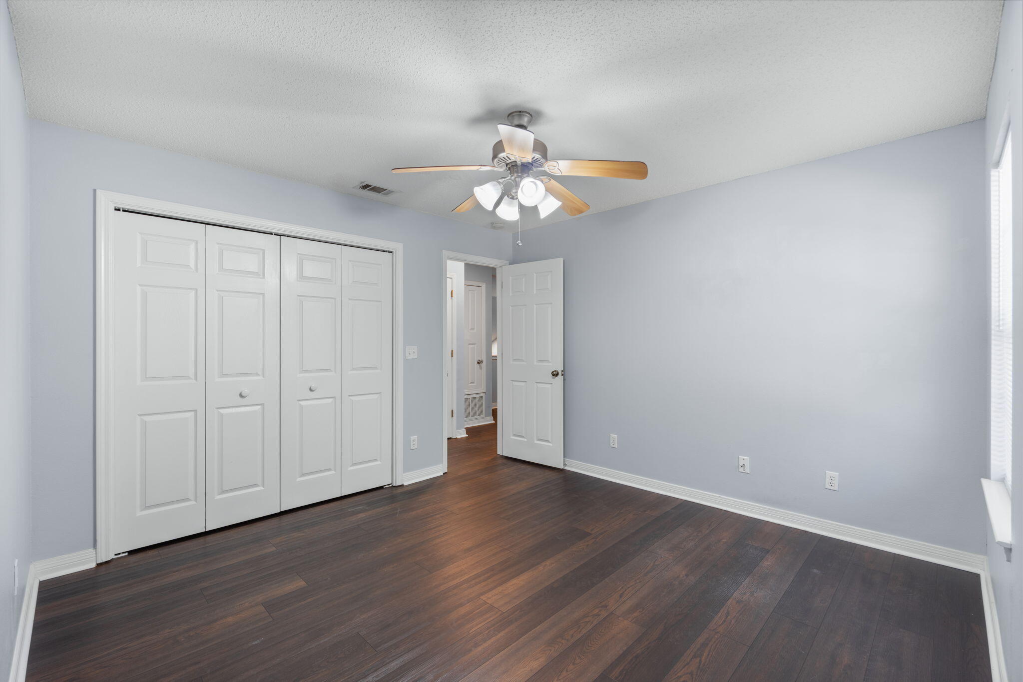 WOODLAWN HEIGHTS - Residential Lease