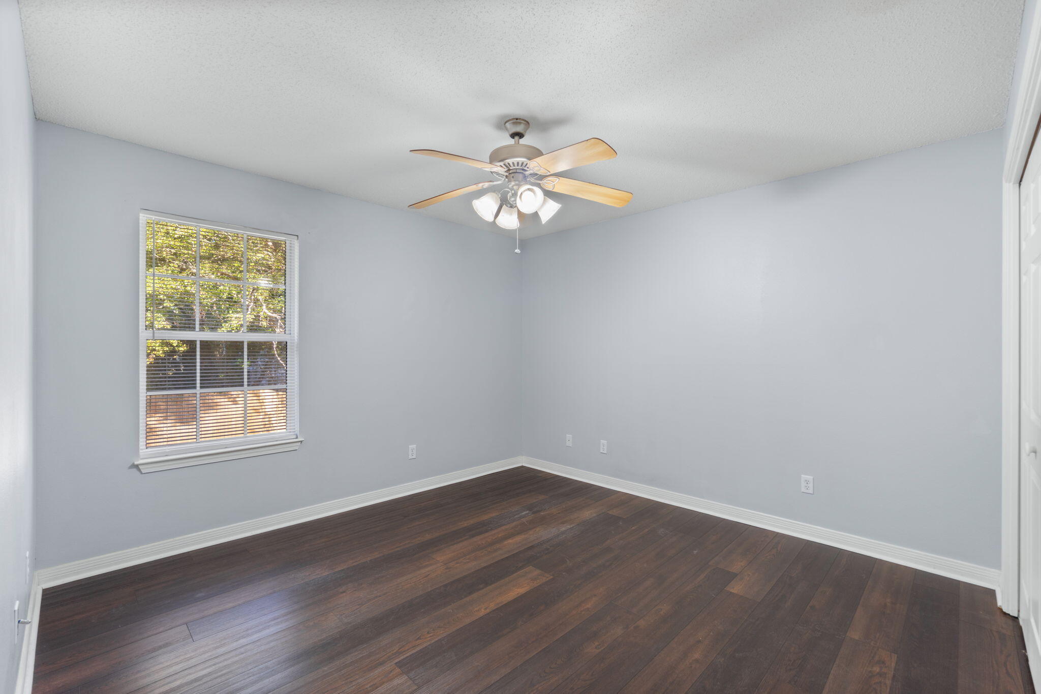 WOODLAWN HEIGHTS - Residential Lease