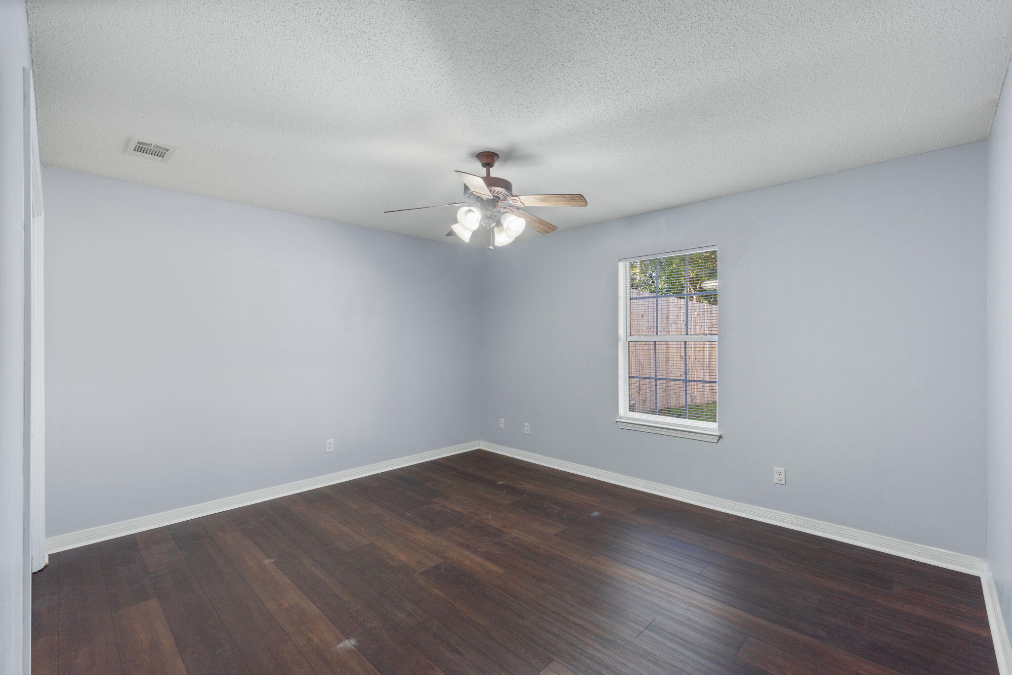 WOODLAWN HEIGHTS - Residential Lease