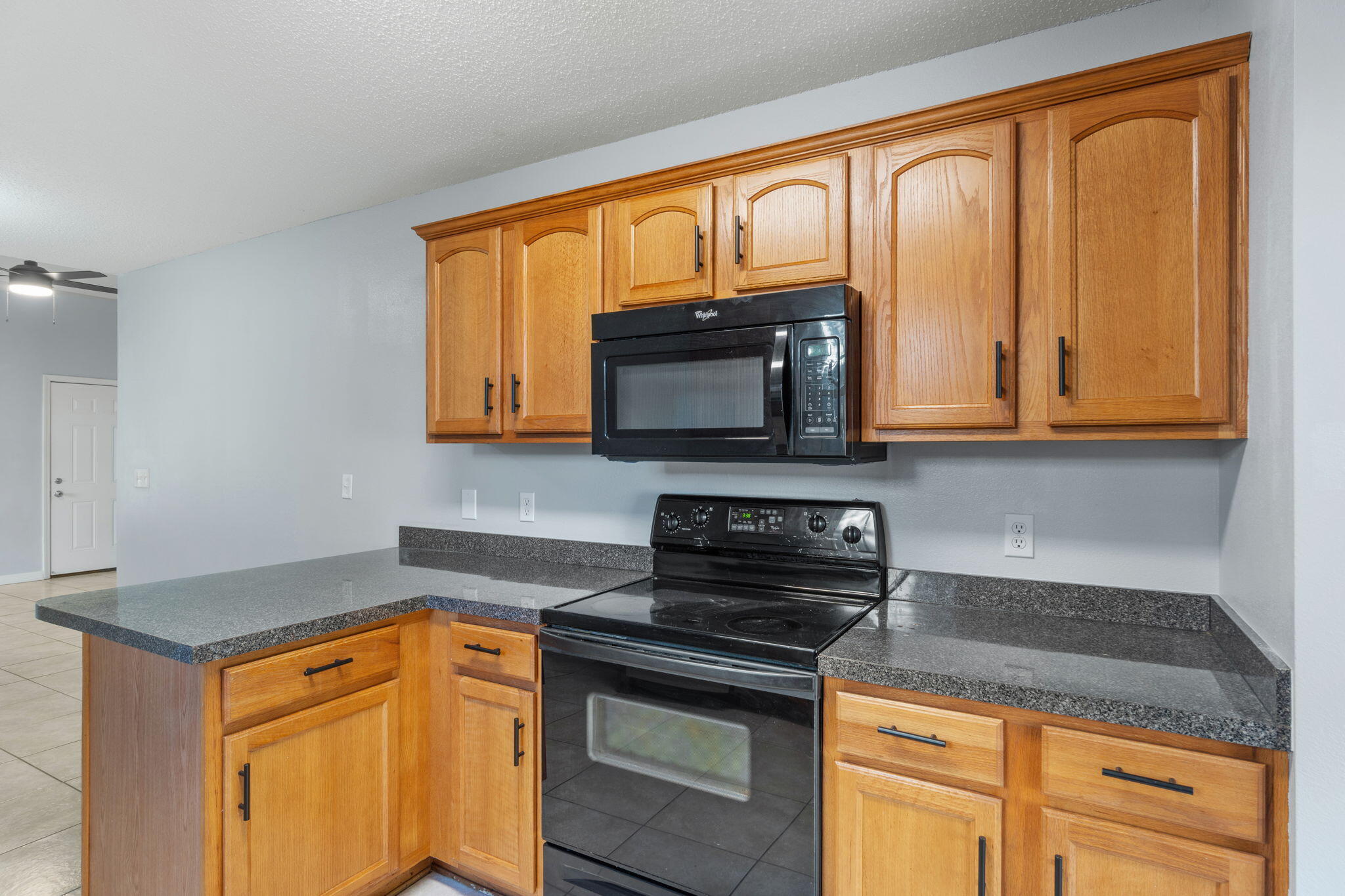 WOODLAWN HEIGHTS - Residential Lease